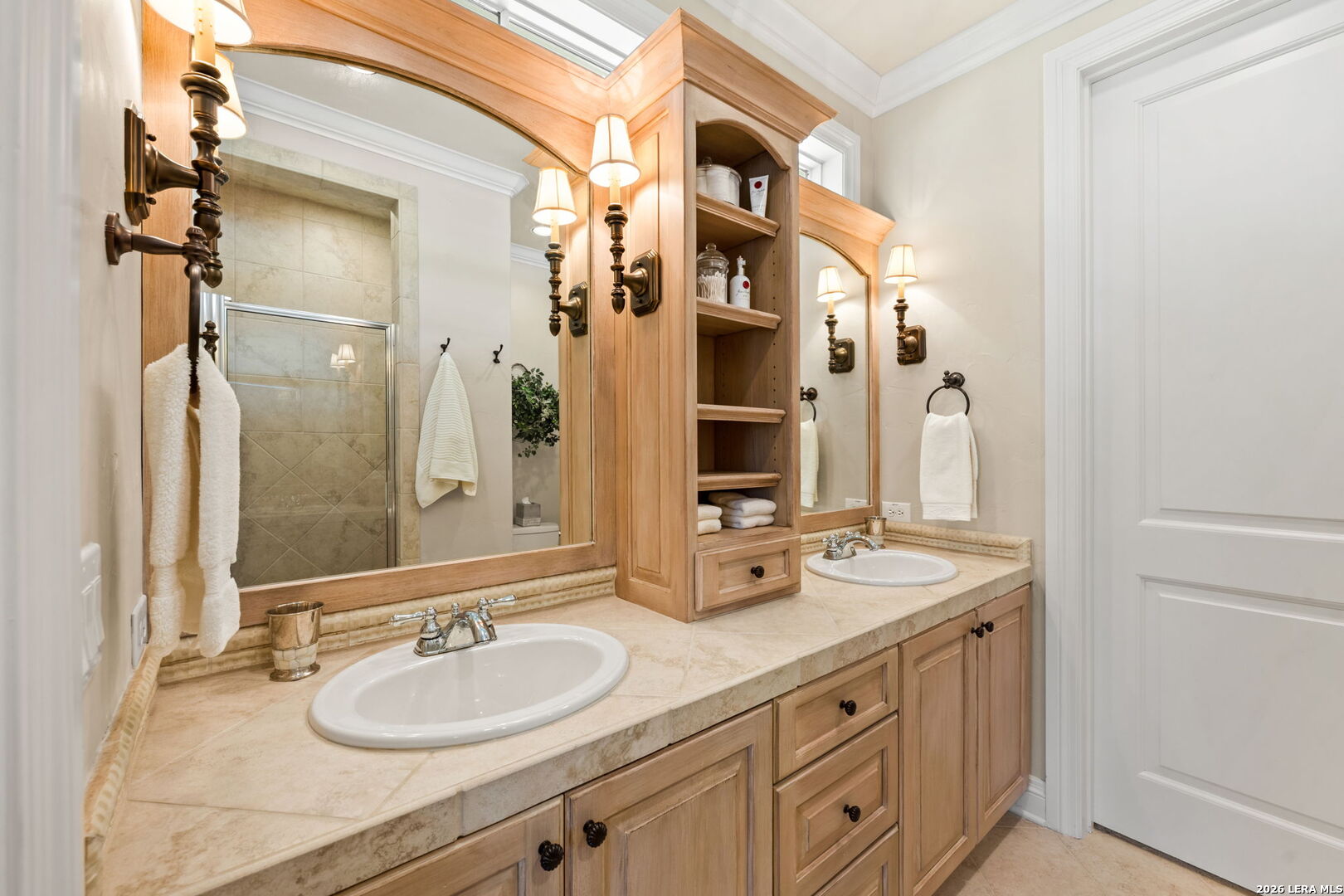 311 Canterbury Hill St