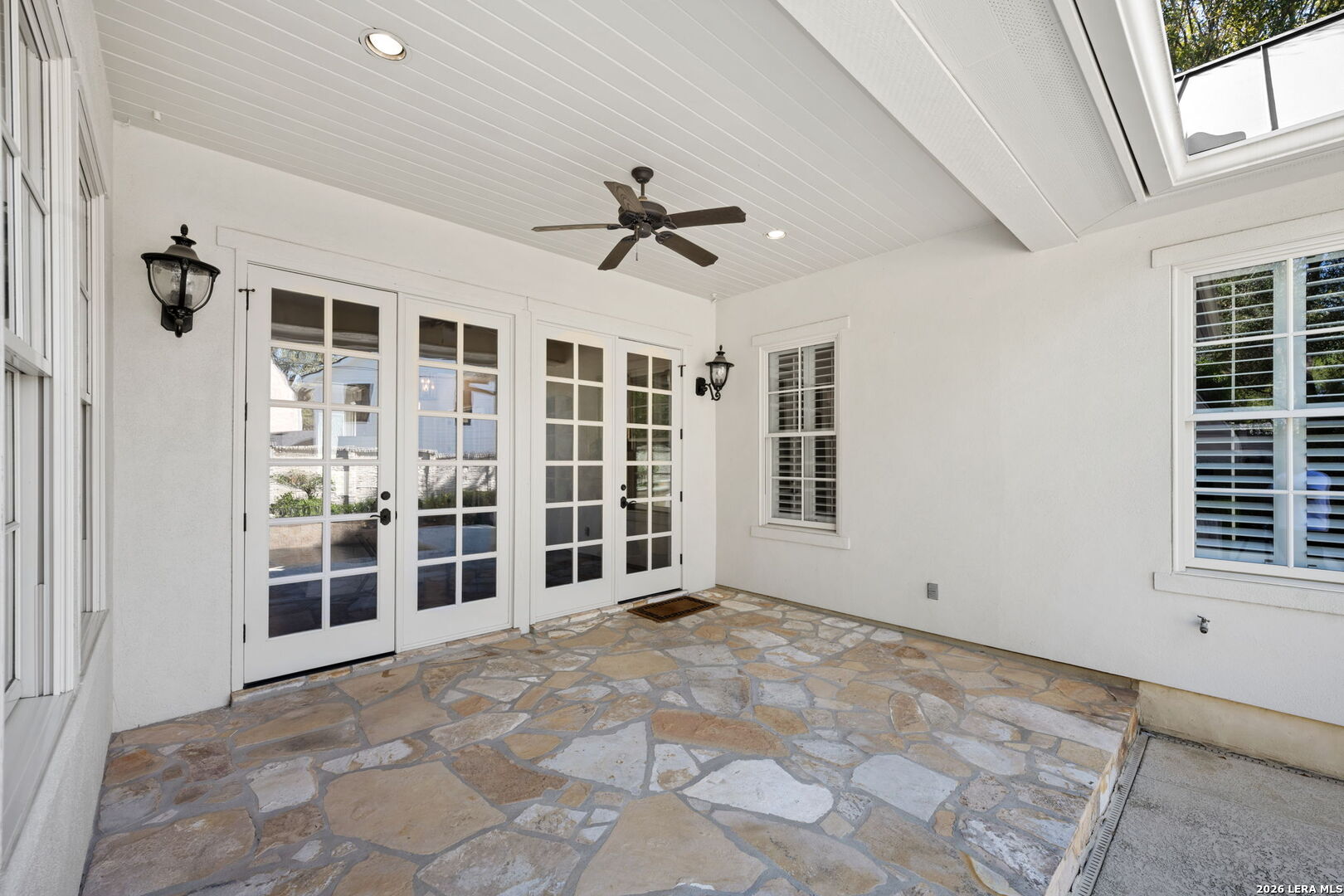 311 Canterbury Hill St