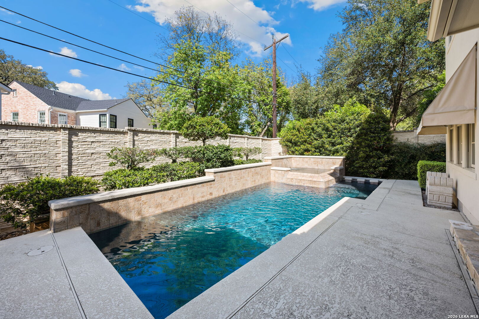 311 Canterbury Hill St