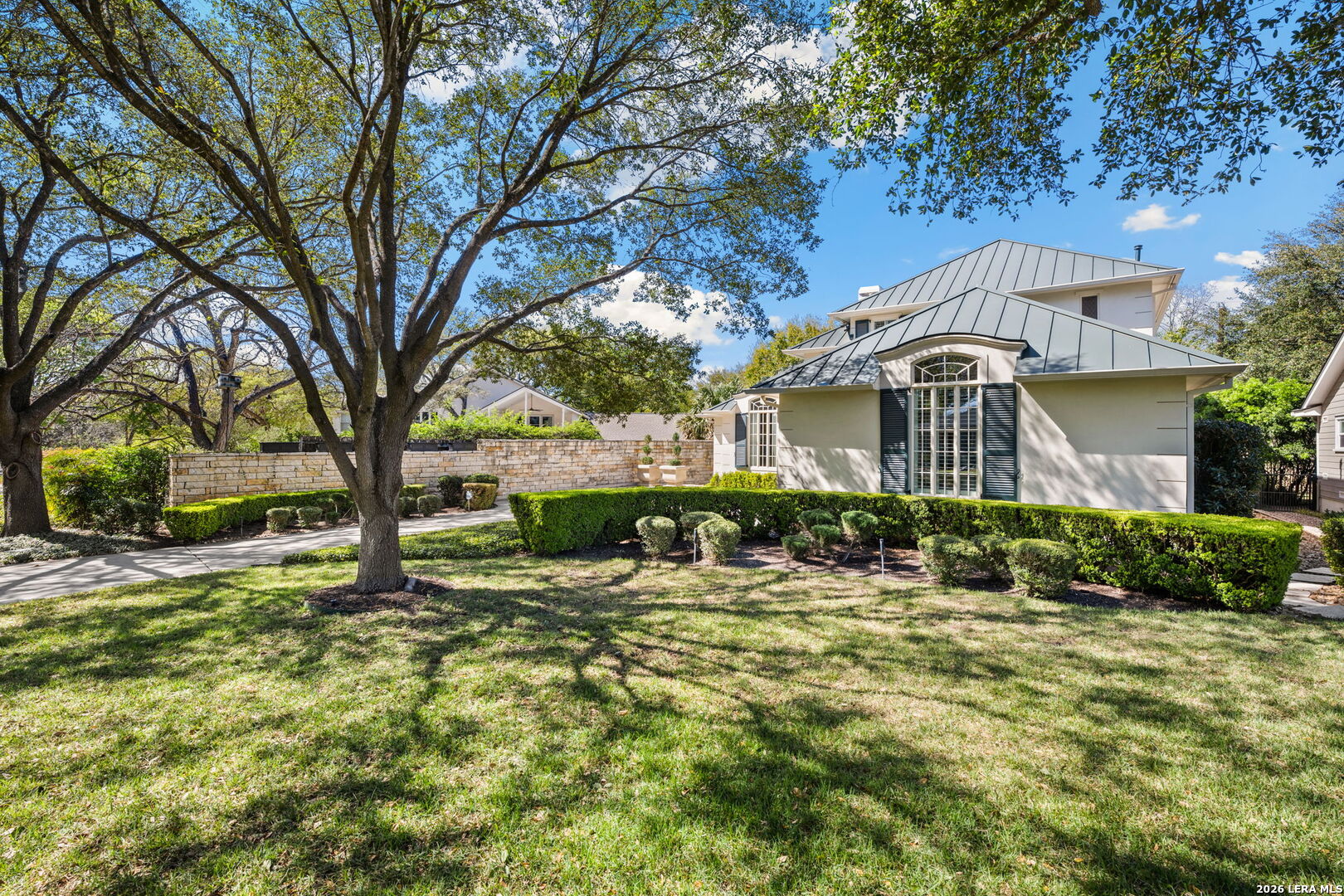 311 Canterbury Hill St