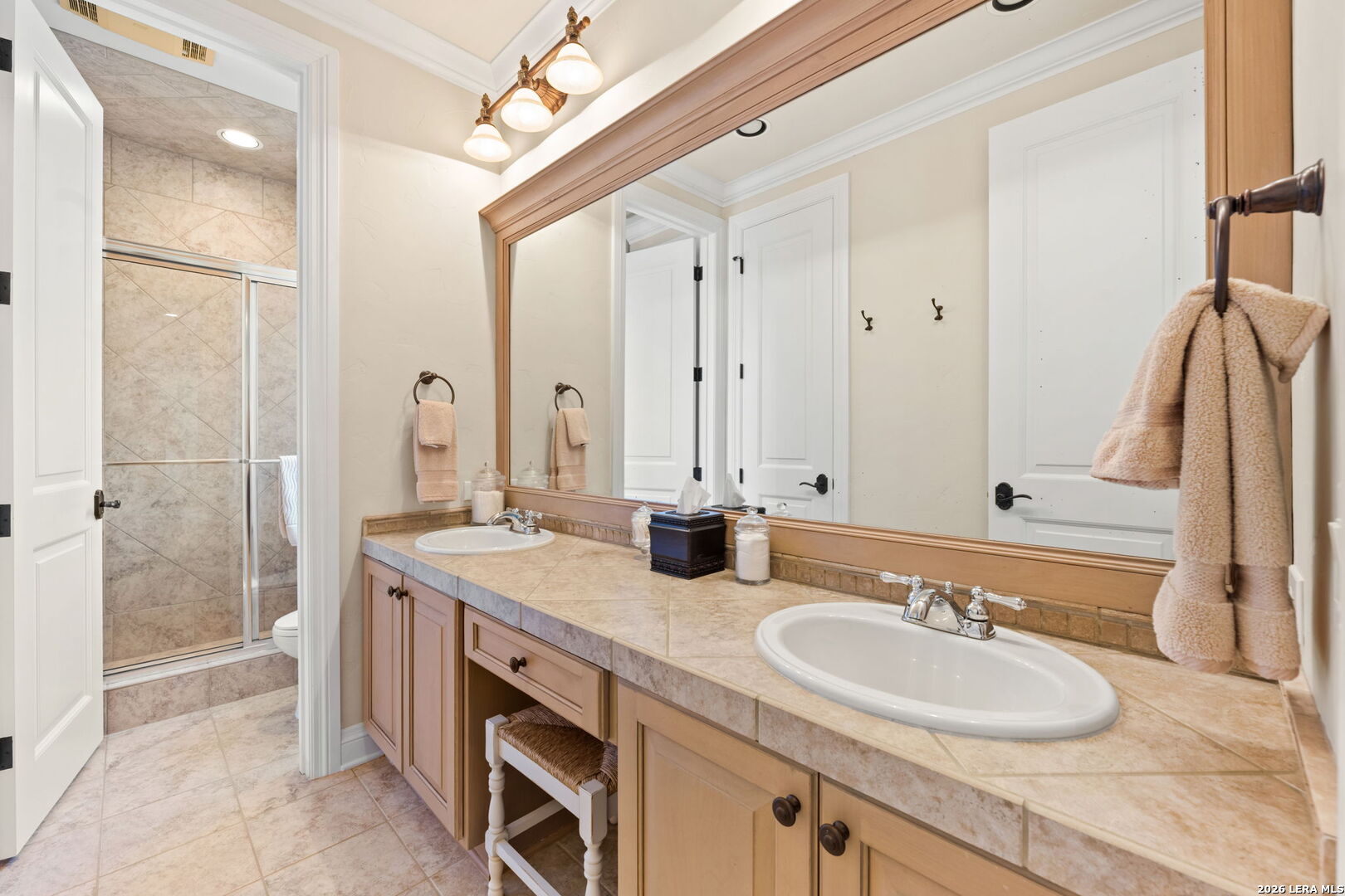 311 Canterbury Hill St