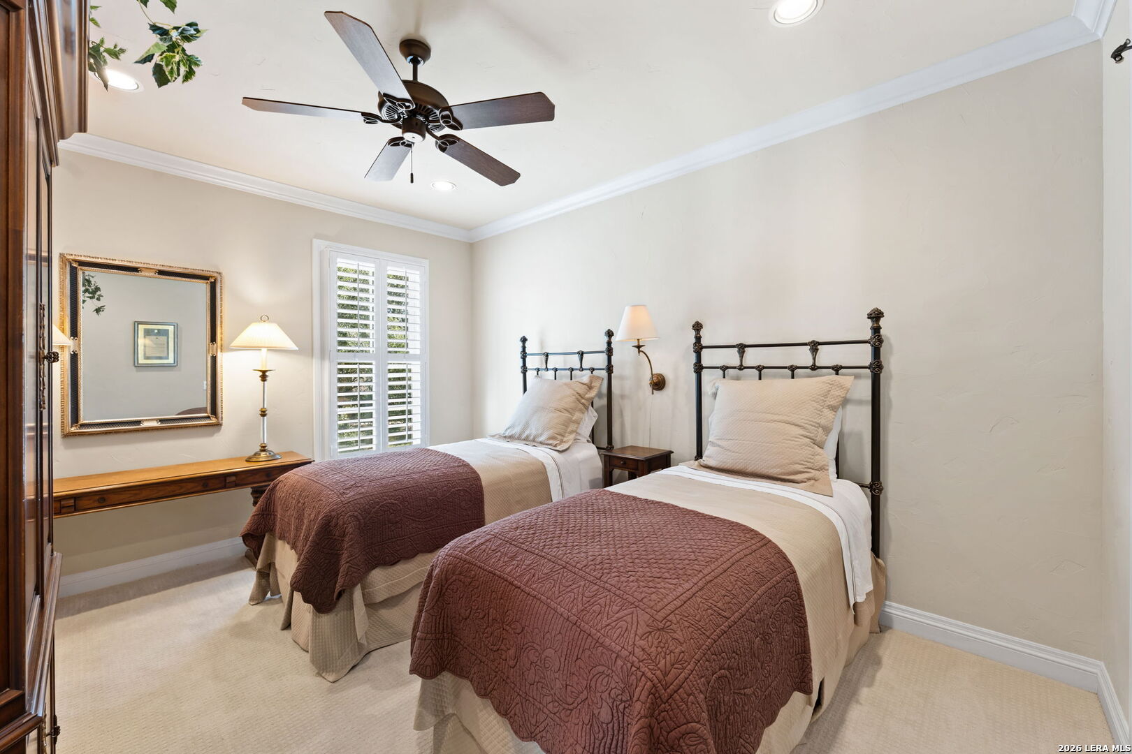 311 Canterbury Hill St