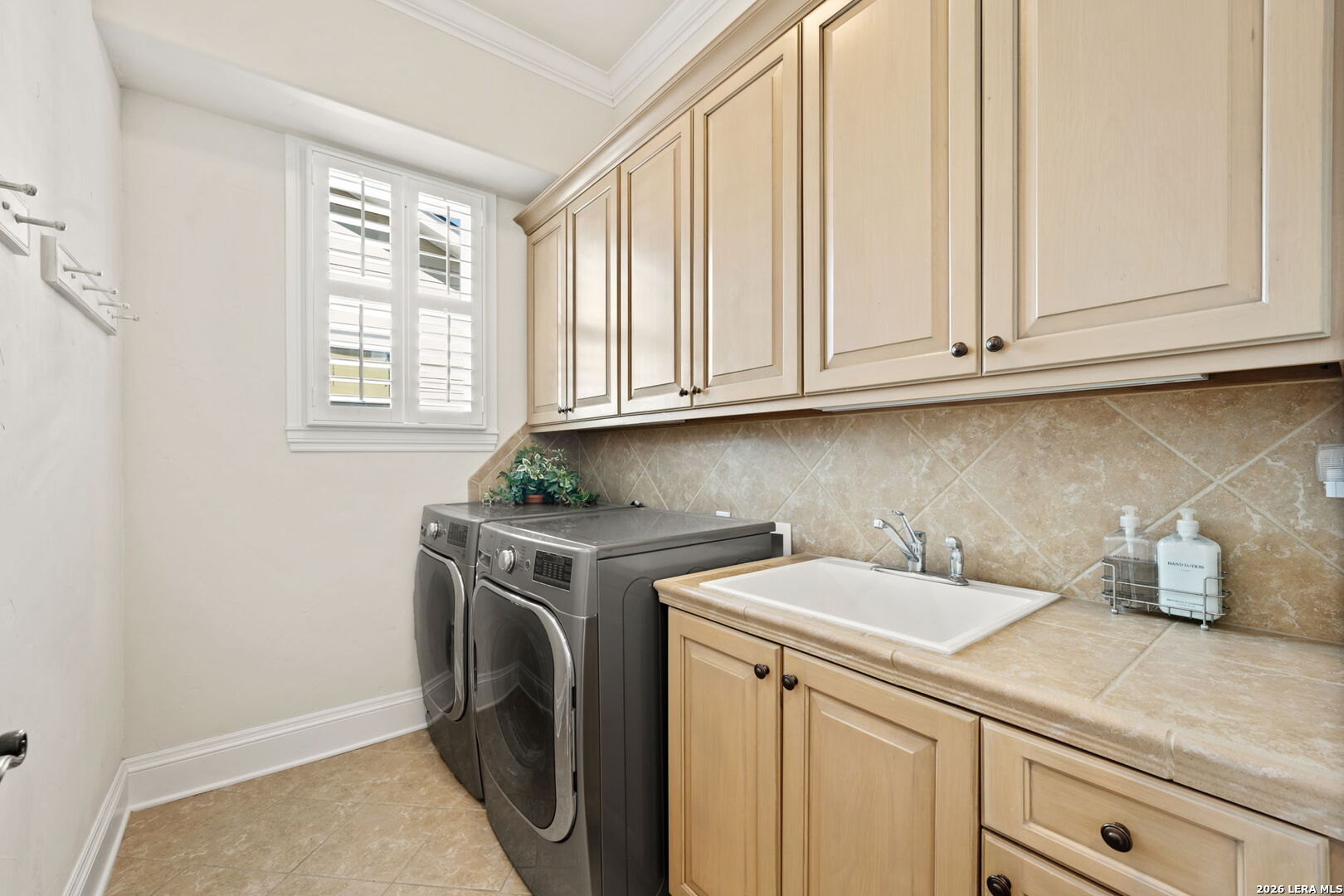 311 Canterbury Hill St