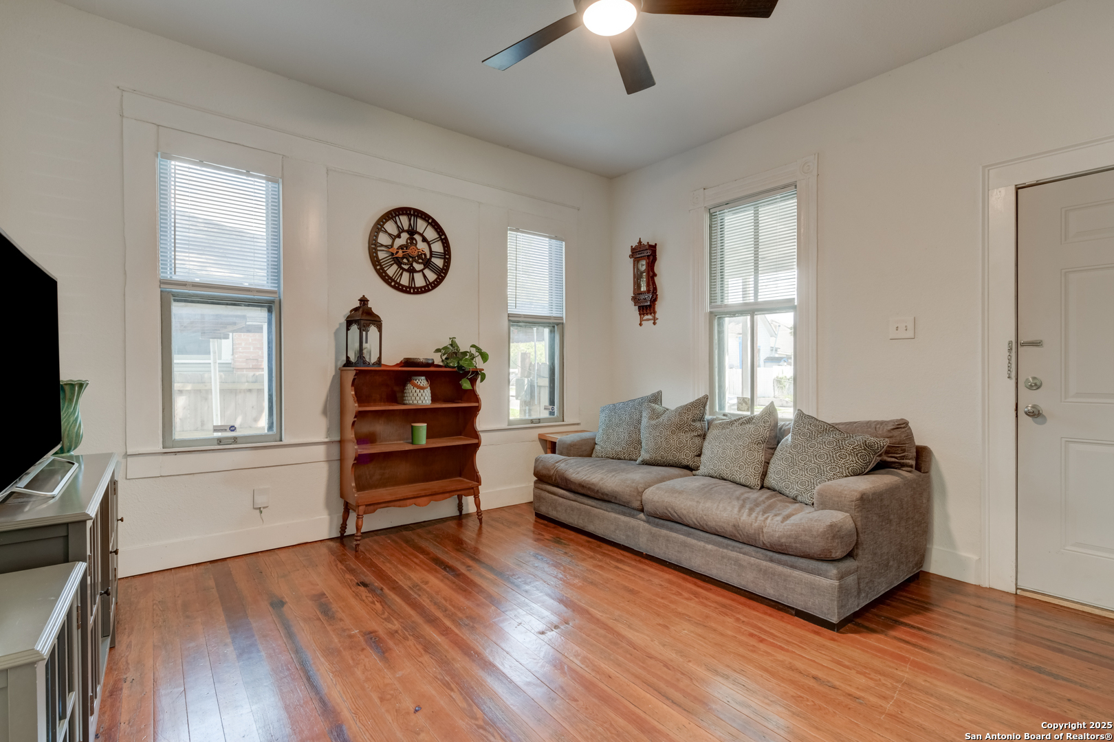 1127 Nolan St.