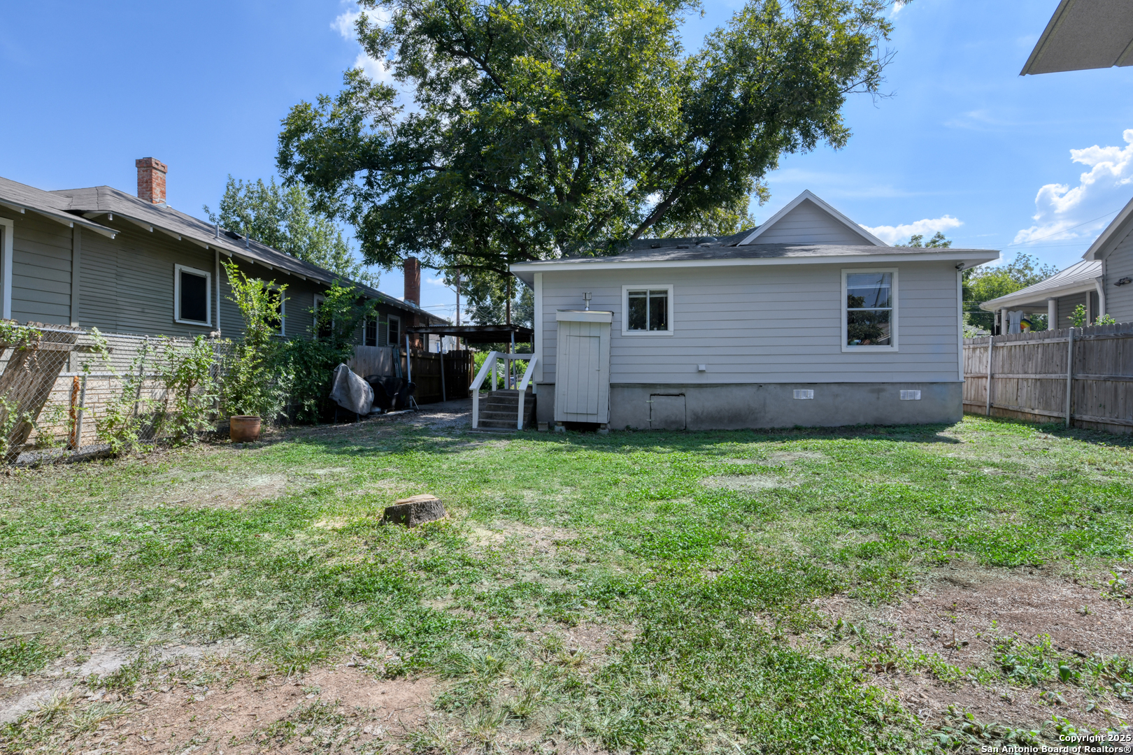 1127 Nolan St.