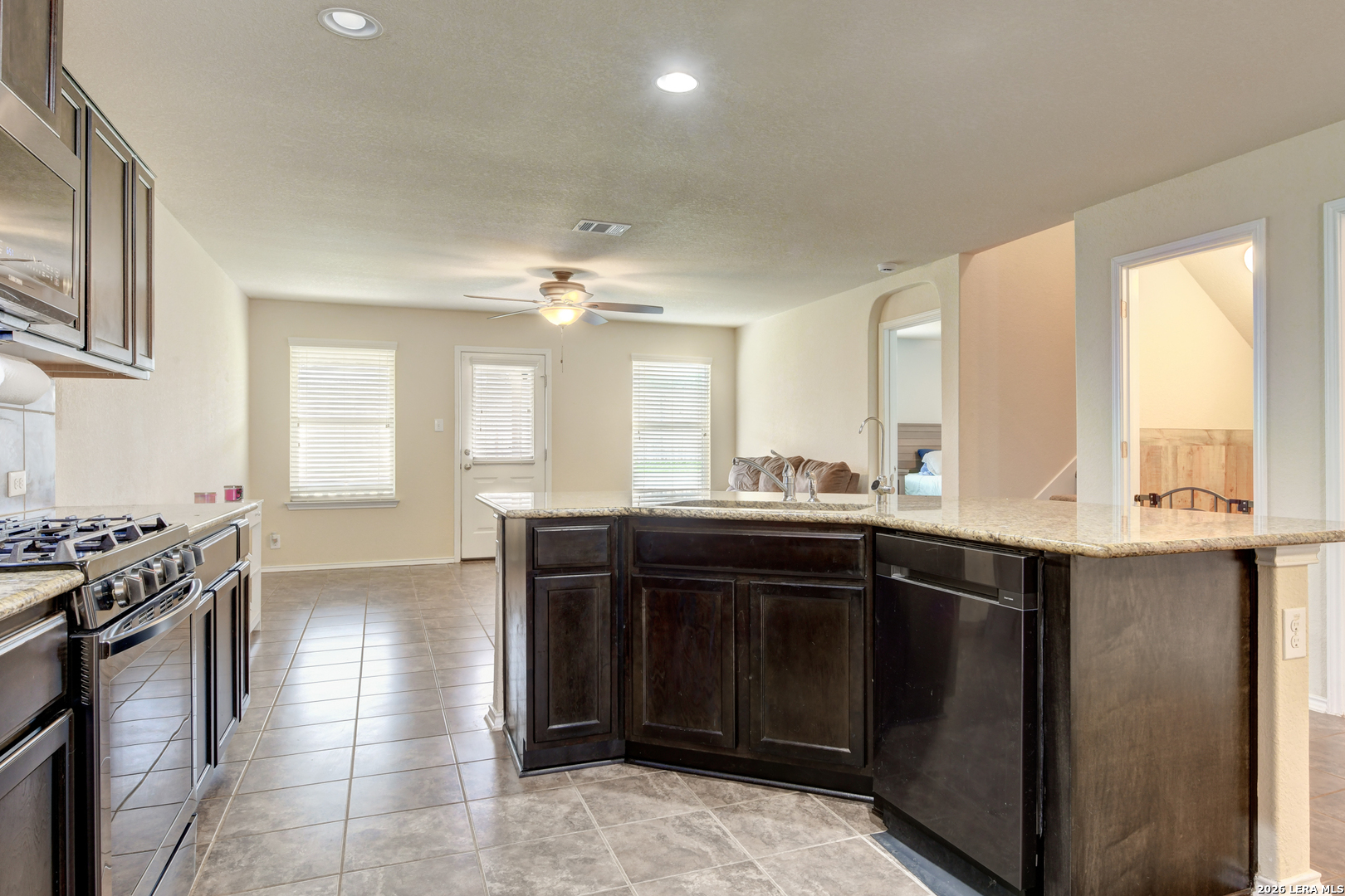 8827 Quihi Way
