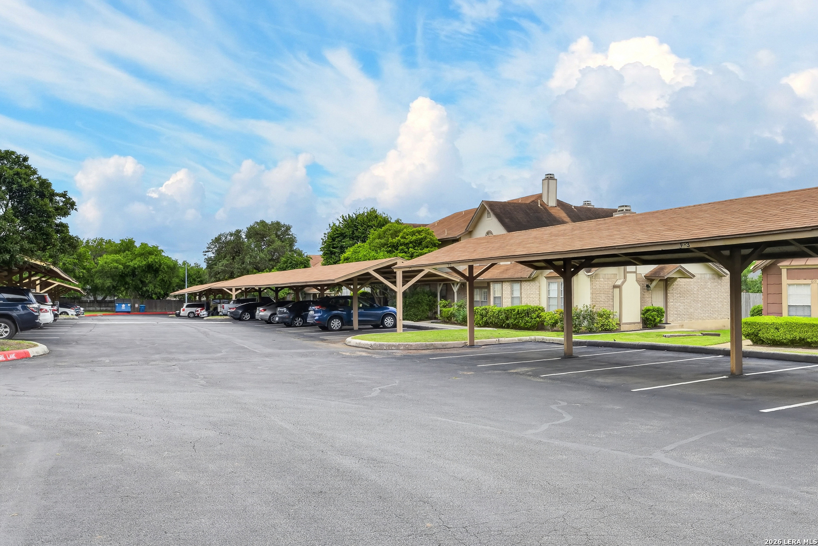 10254 Dover Ridge 806