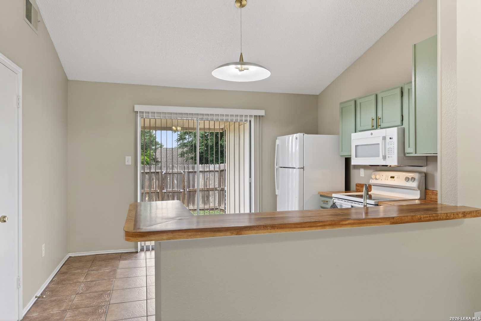 10254 Dover Ridge 806