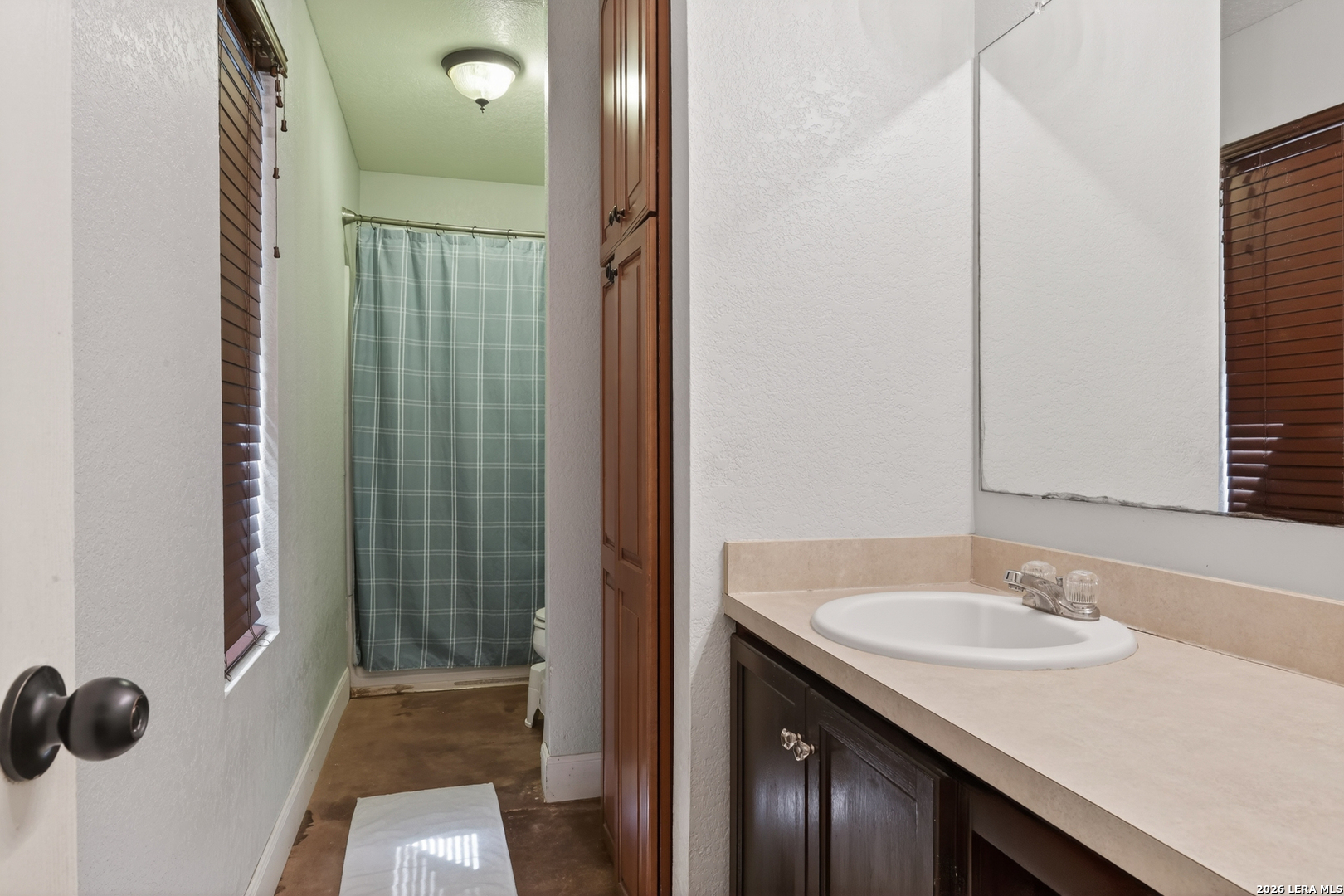 209 Gatewood Falls