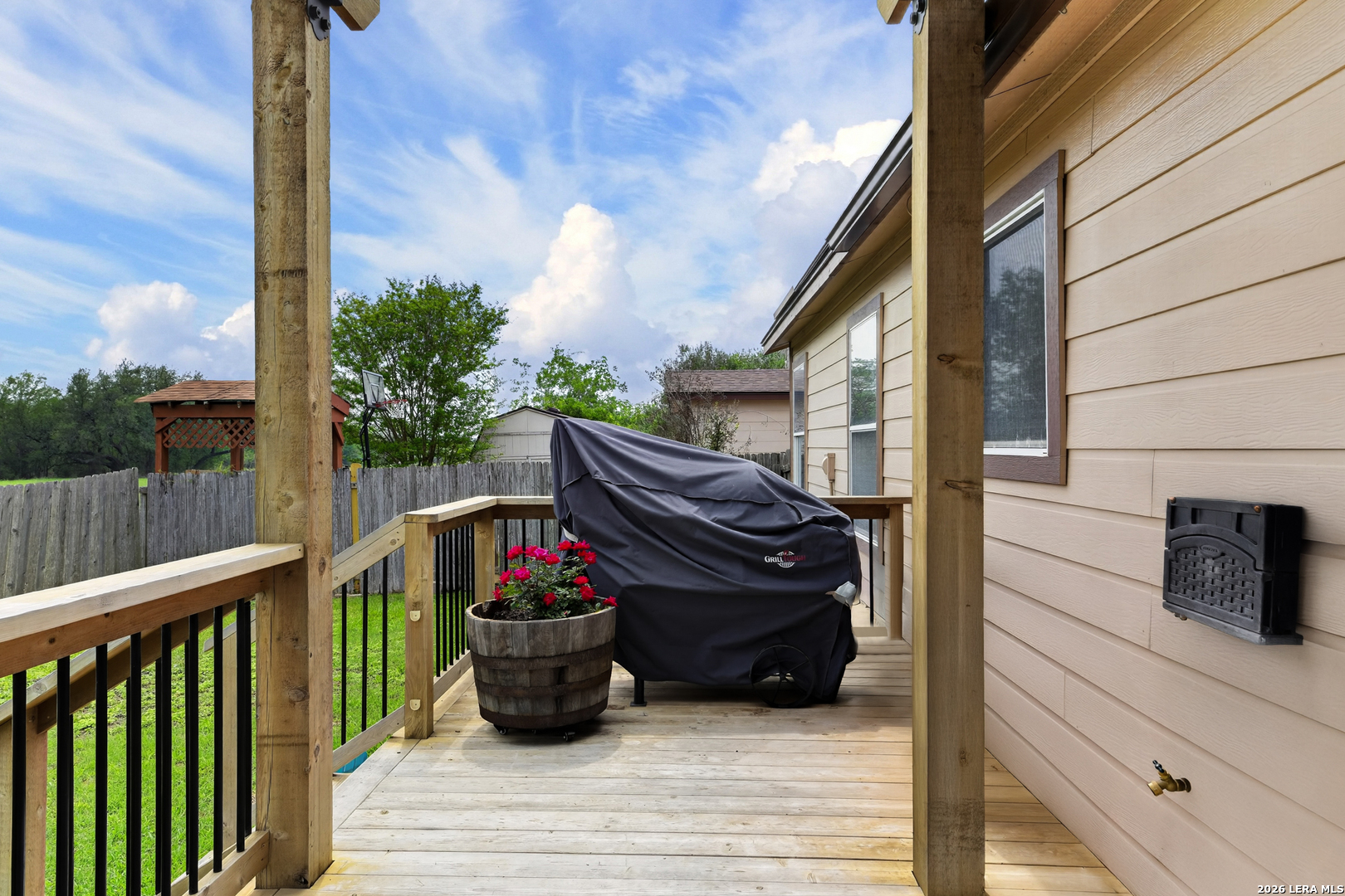 209 Gatewood Falls