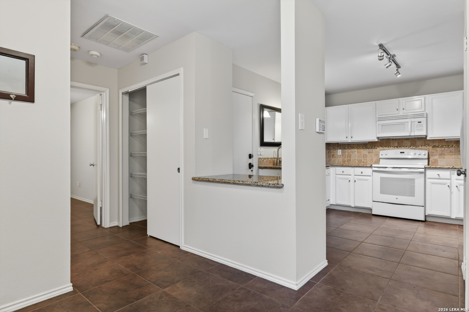 7819 Galaway Bay 7918