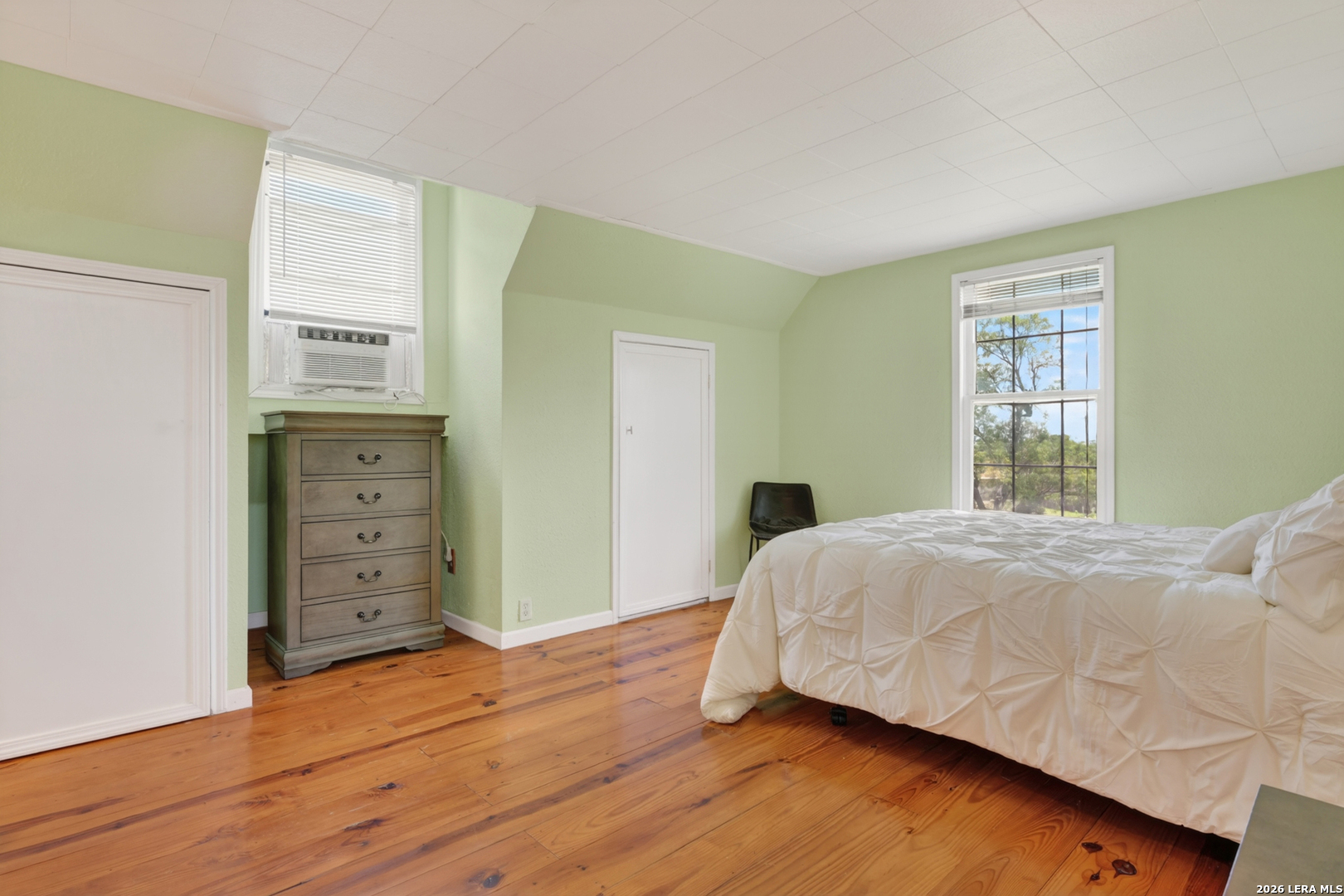 110 Sunrise Dr.