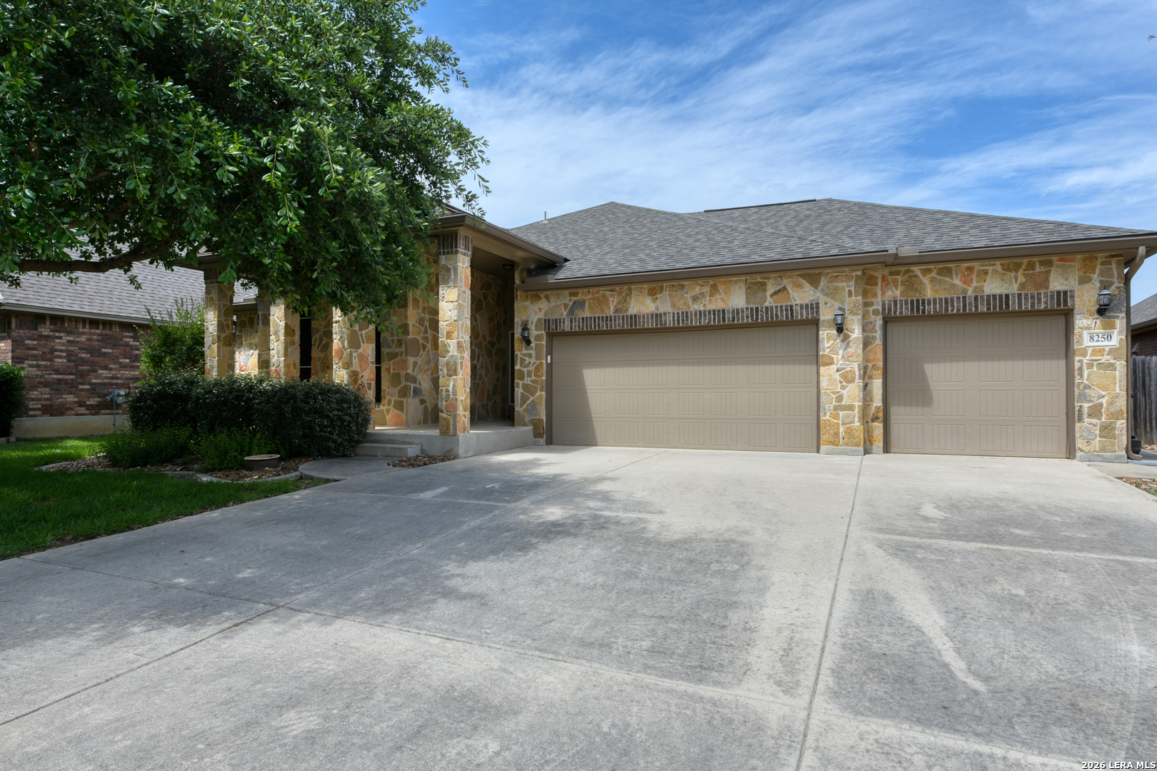 8250 Mystic Chase