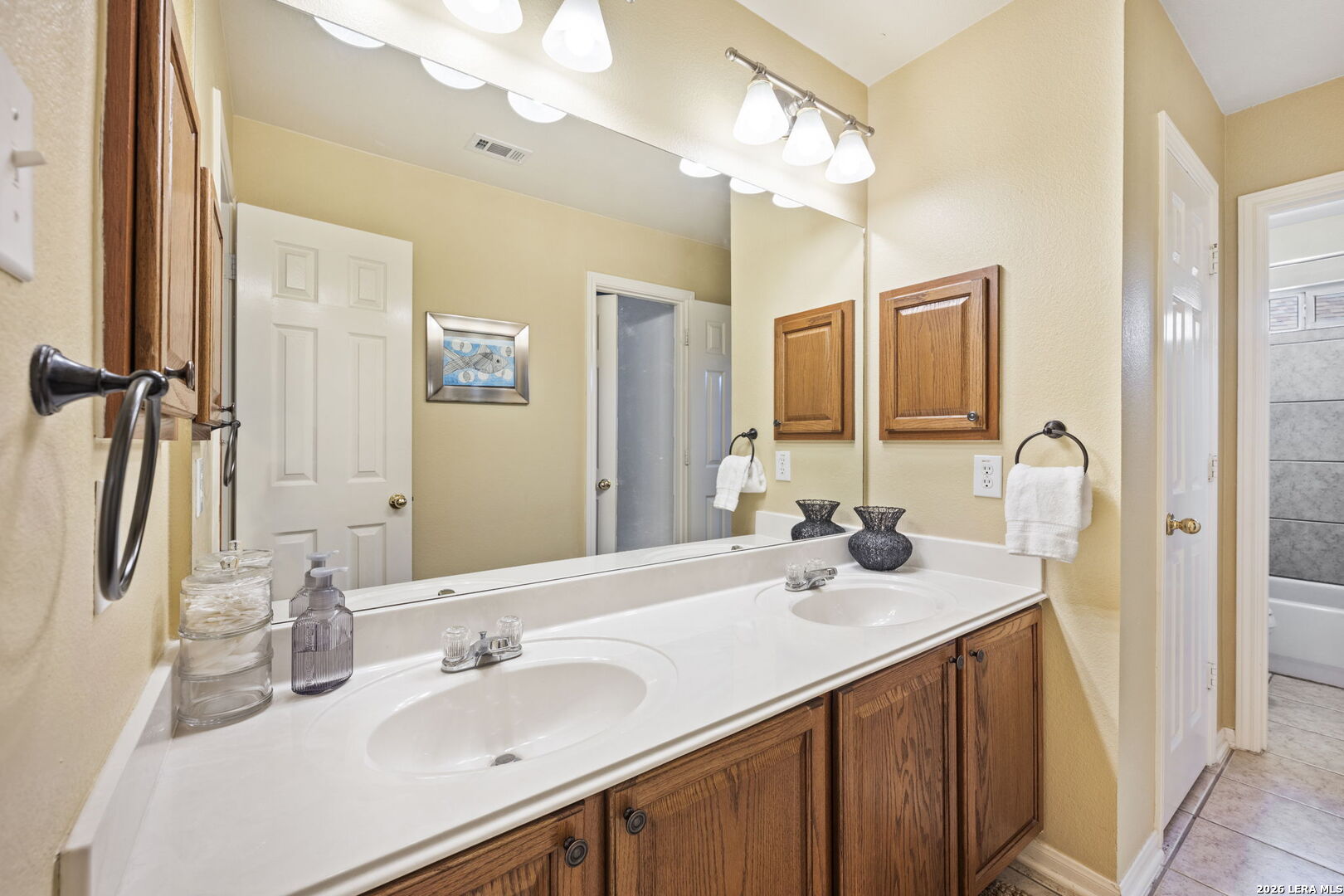 8707 Santa Fe Cove