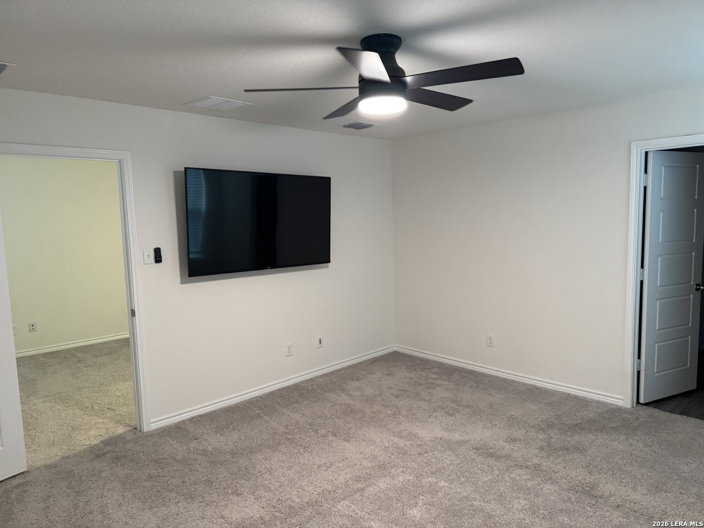8223 Stoeger Path