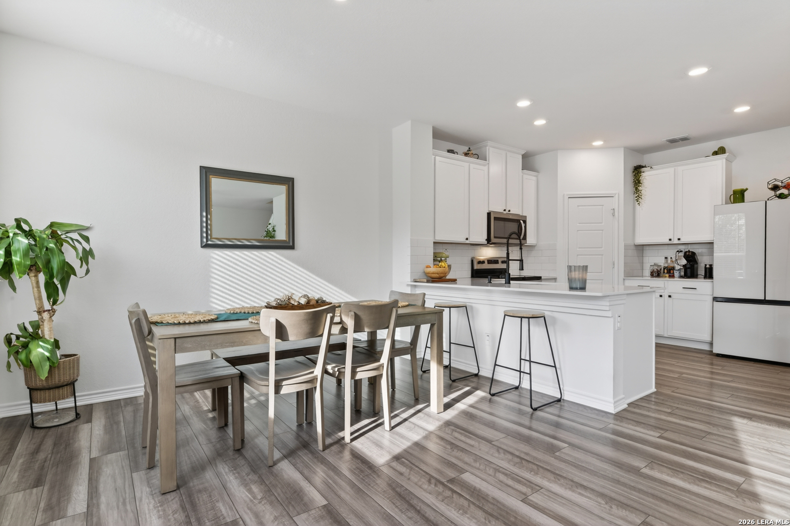 8223 Stoeger Path