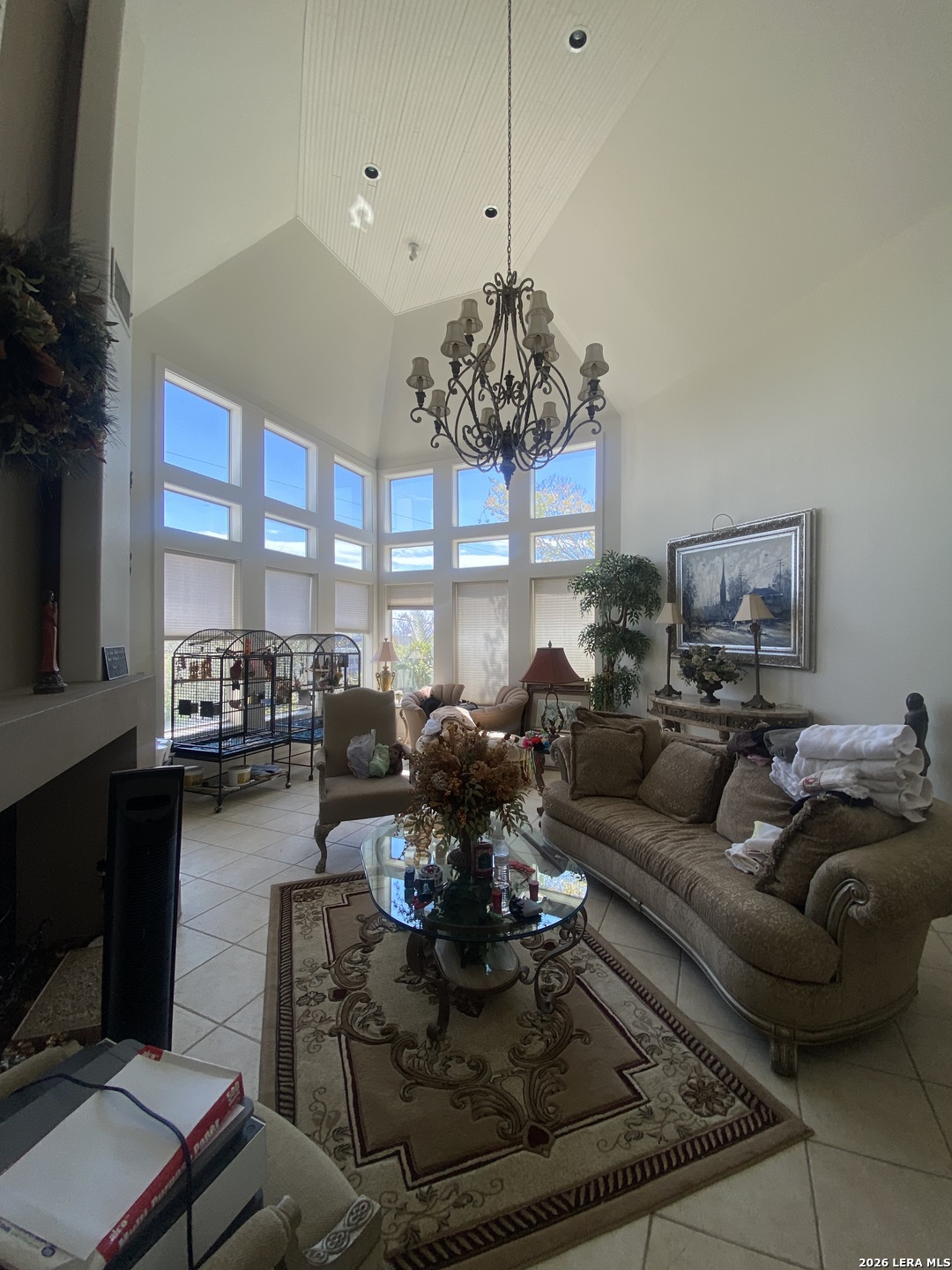 3902 Crestridge