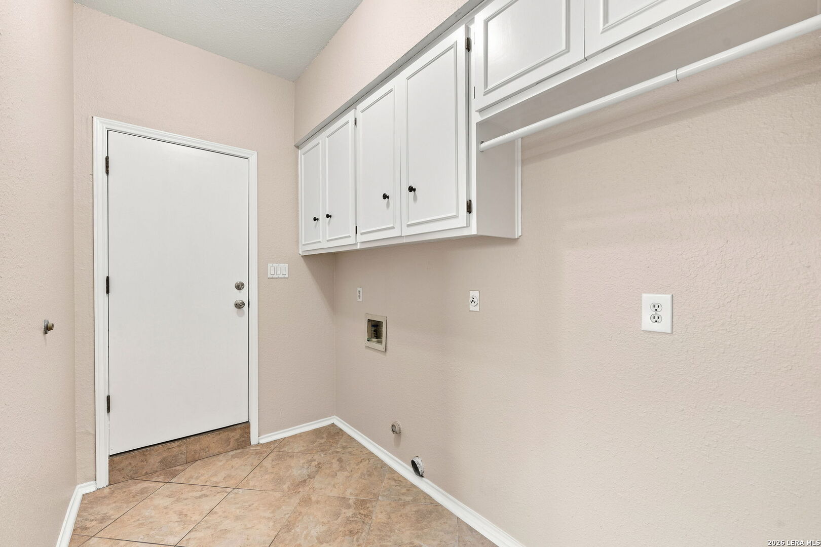 15666 Dove Meadow