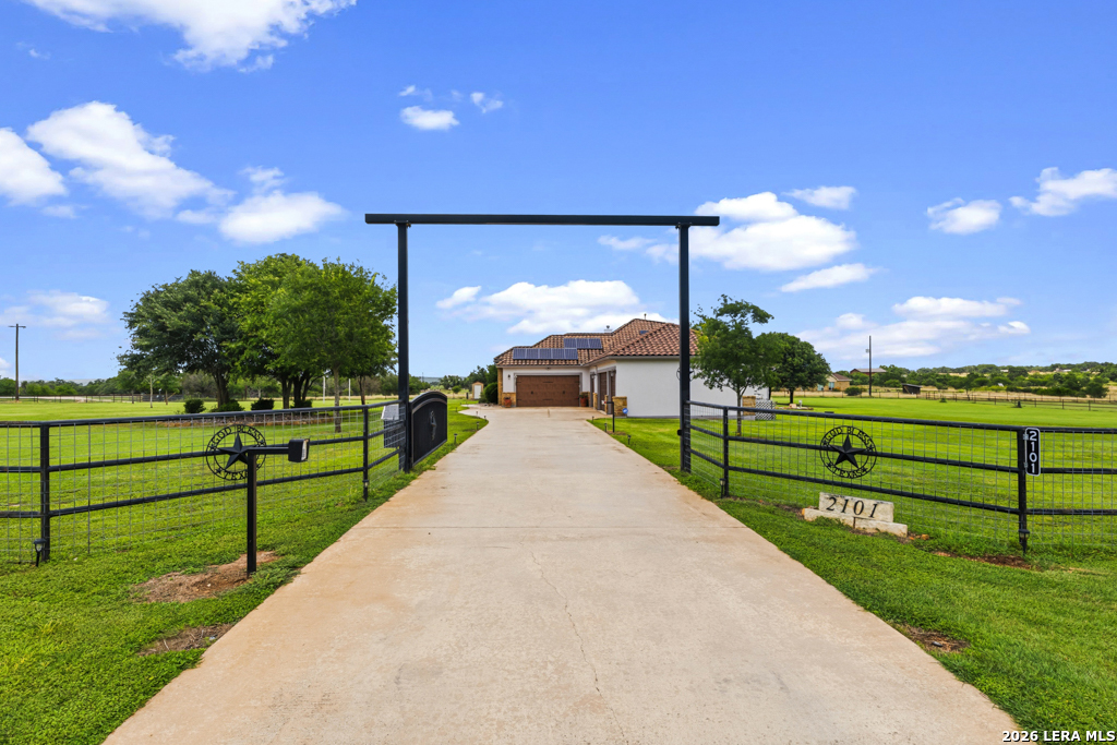 2101 OAK VALLEY DR