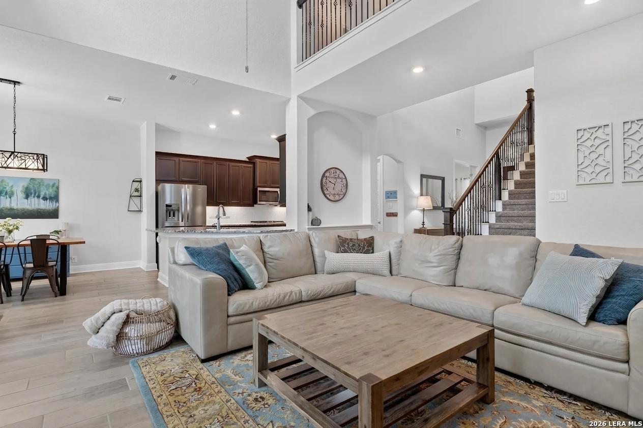 27617 FALLS CV