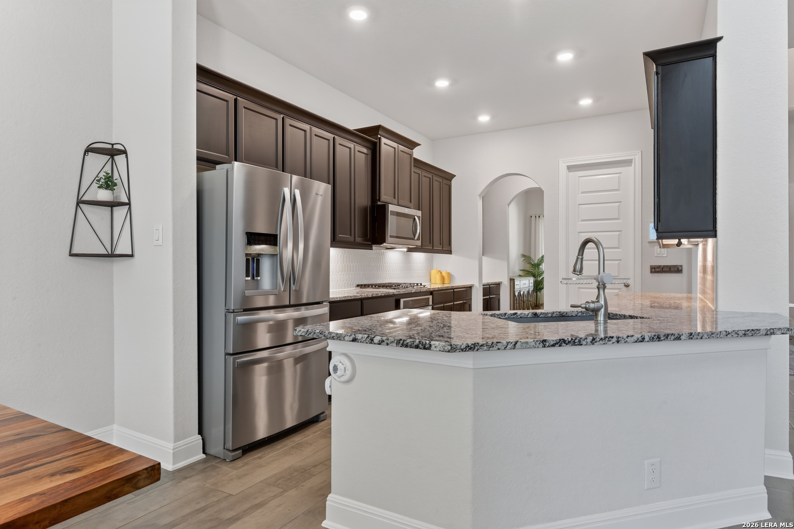 27617 FALLS CV
