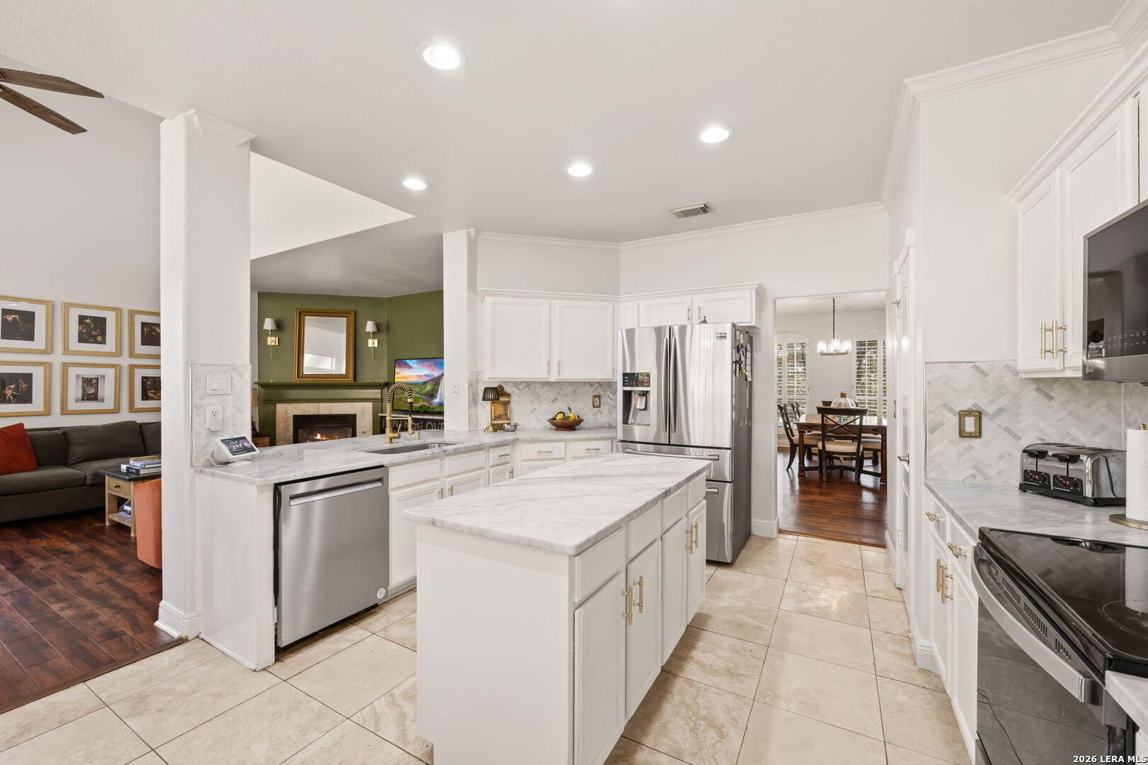 20811 Wild Springs