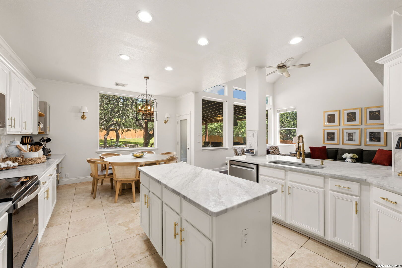 20811 Wild Springs
