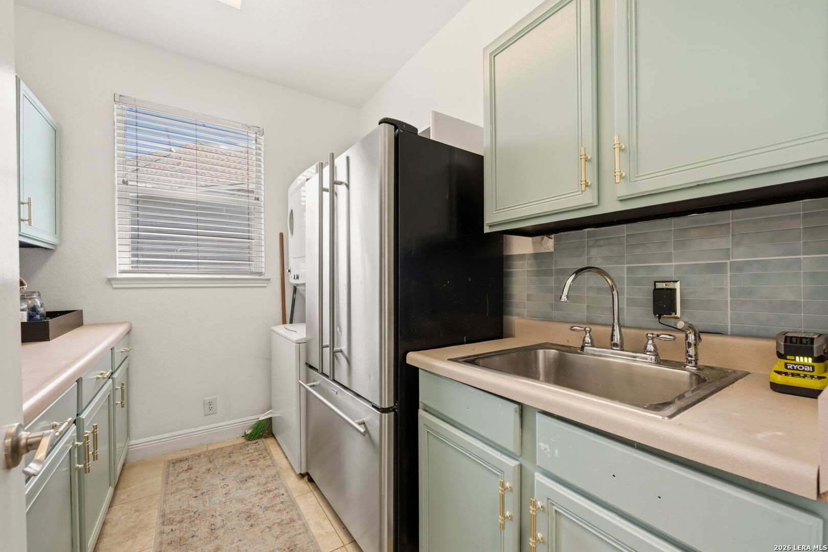 20811 Wild Springs