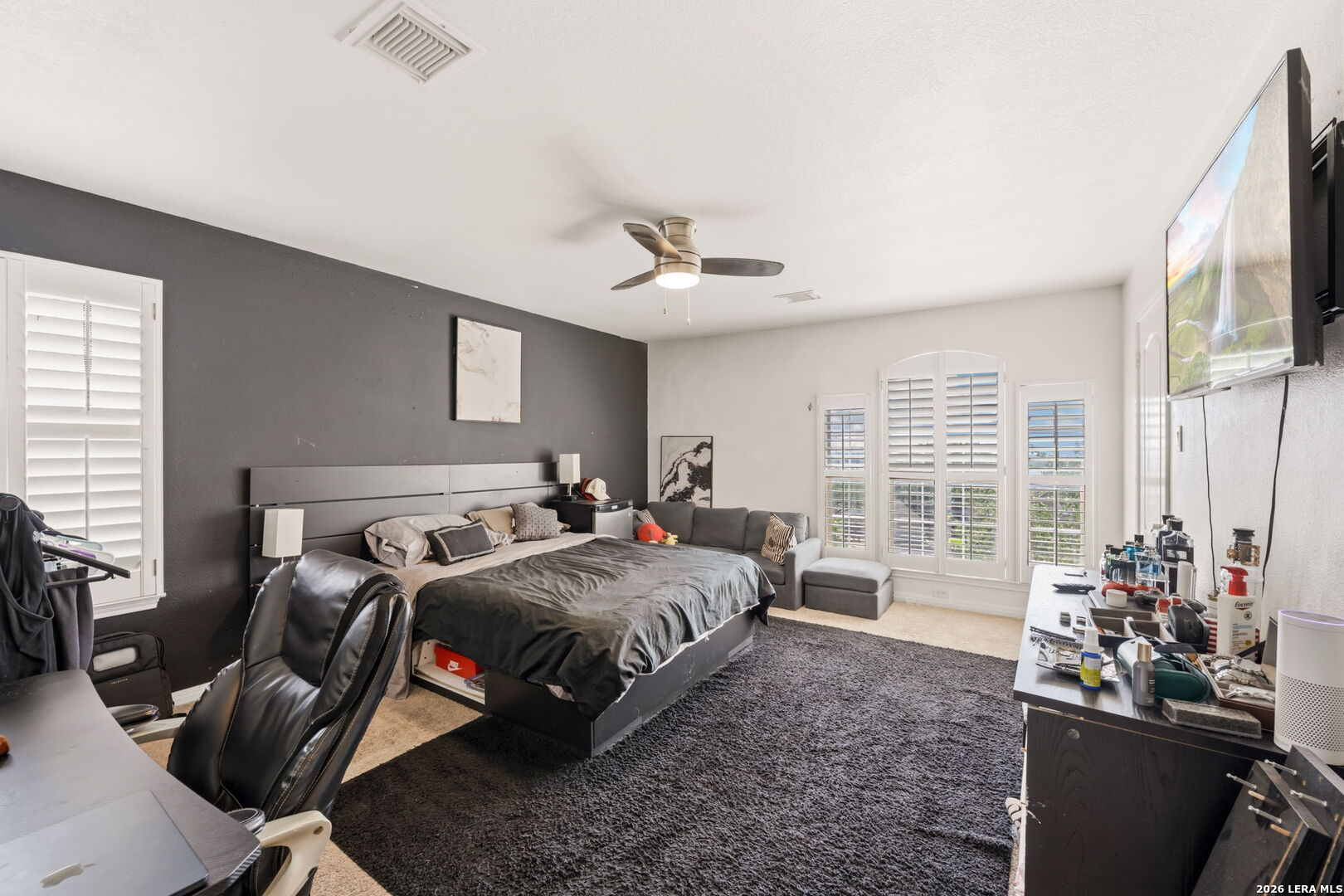20811 Wild Springs