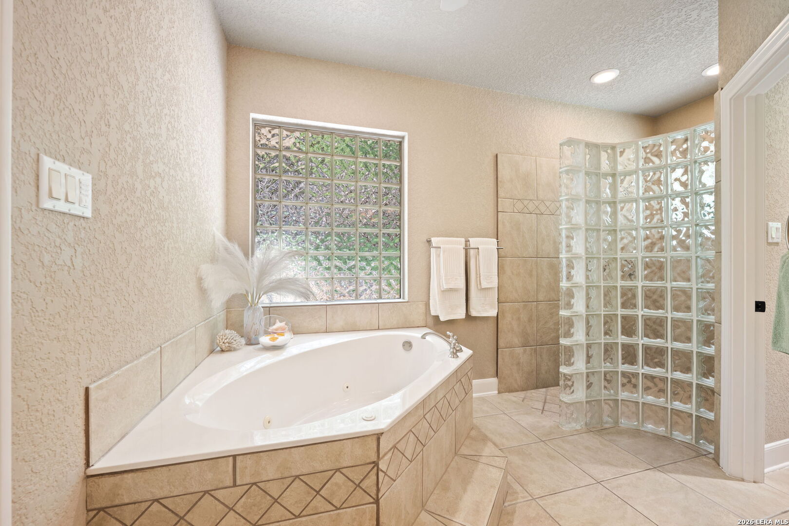 14740 Chinquapin