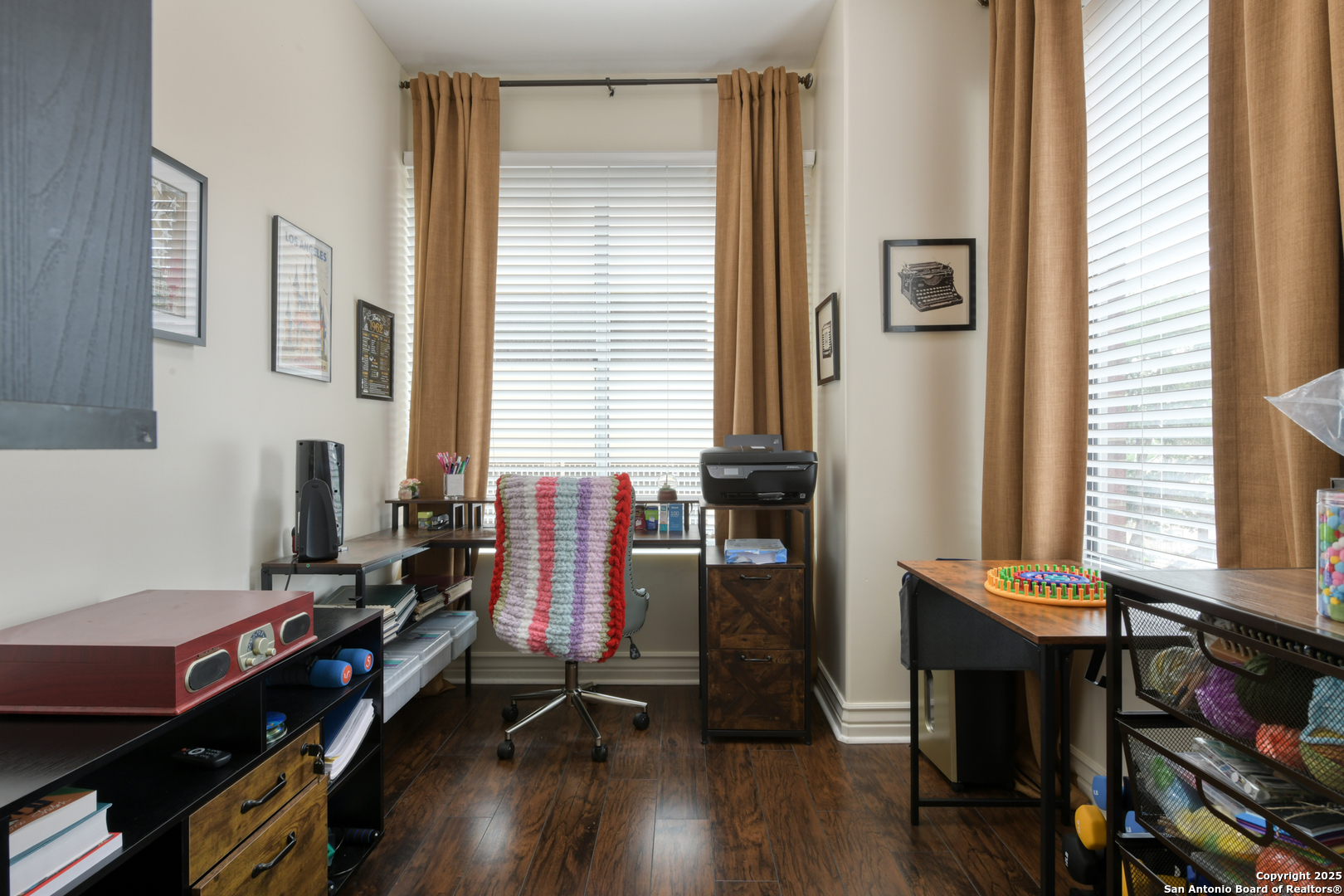 215 N Center St. Unit: 206