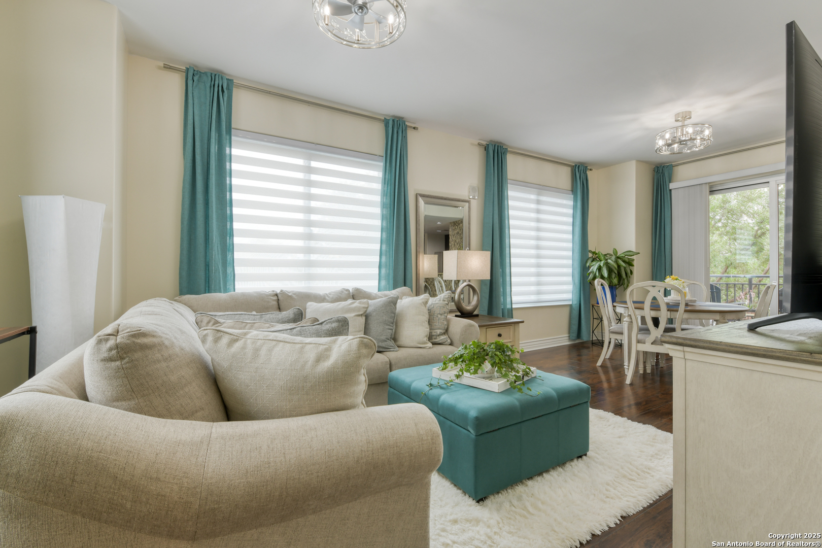 215 N Center St. Unit: 206