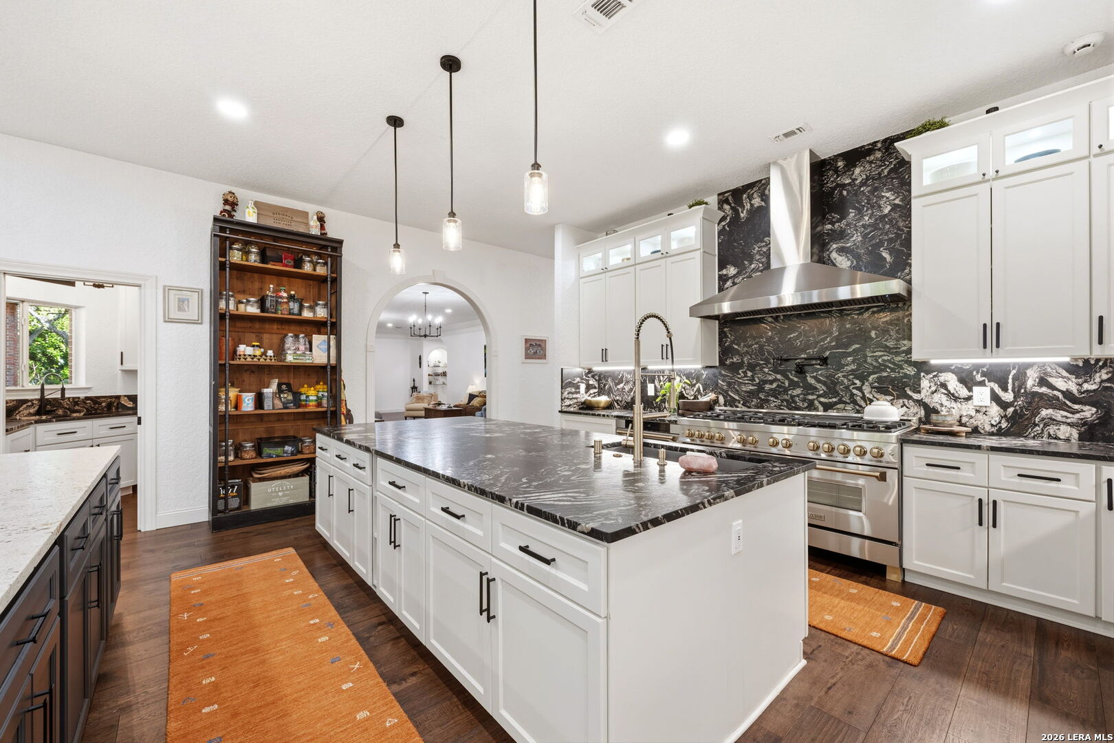 2 Charterwood