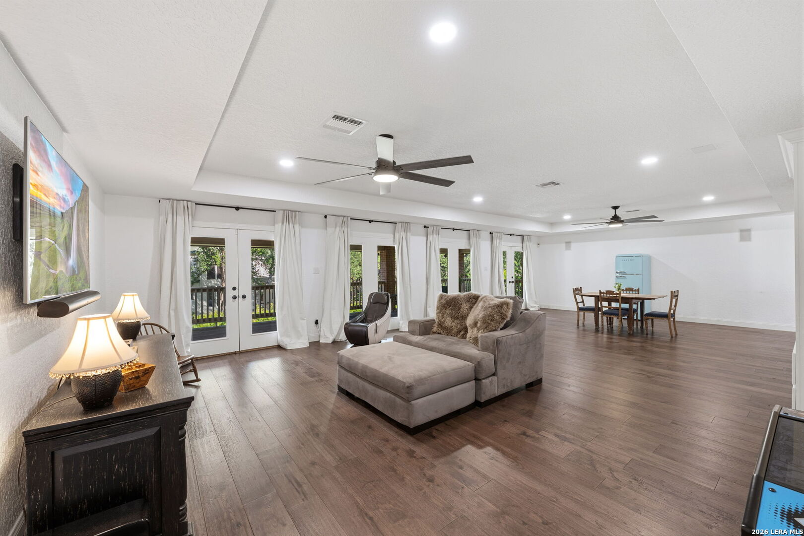 2 Charterwood