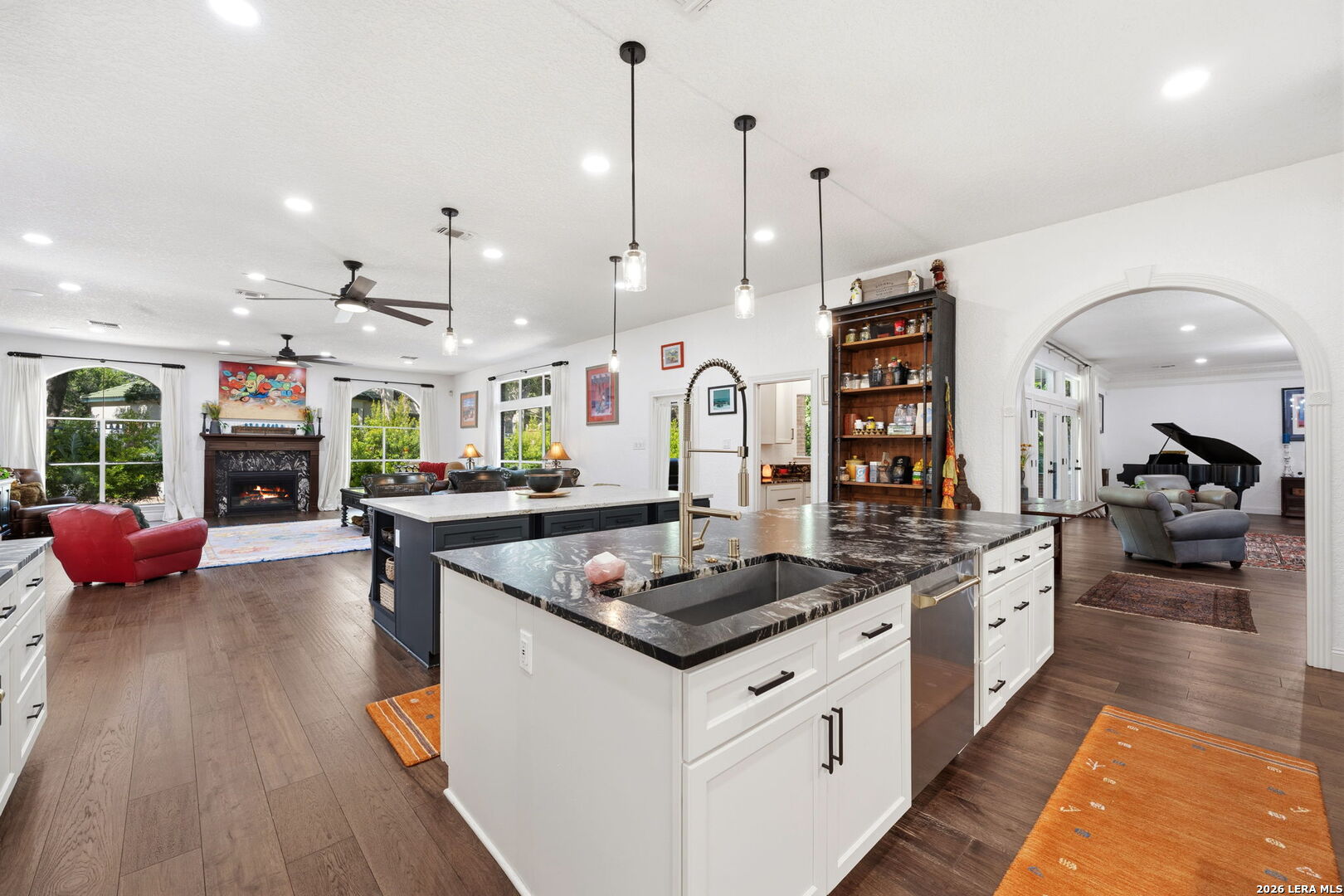 2 Charterwood