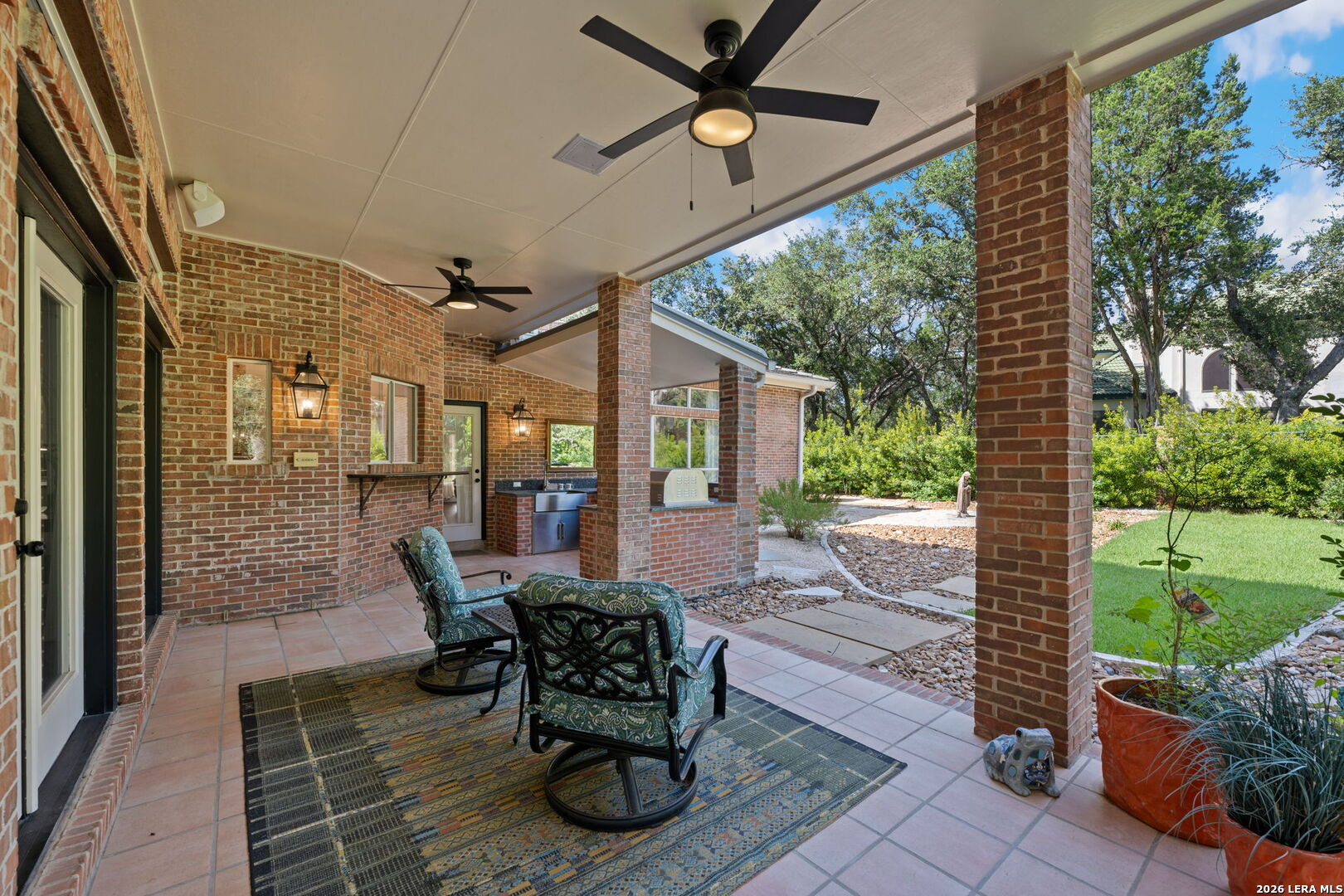 2 Charterwood