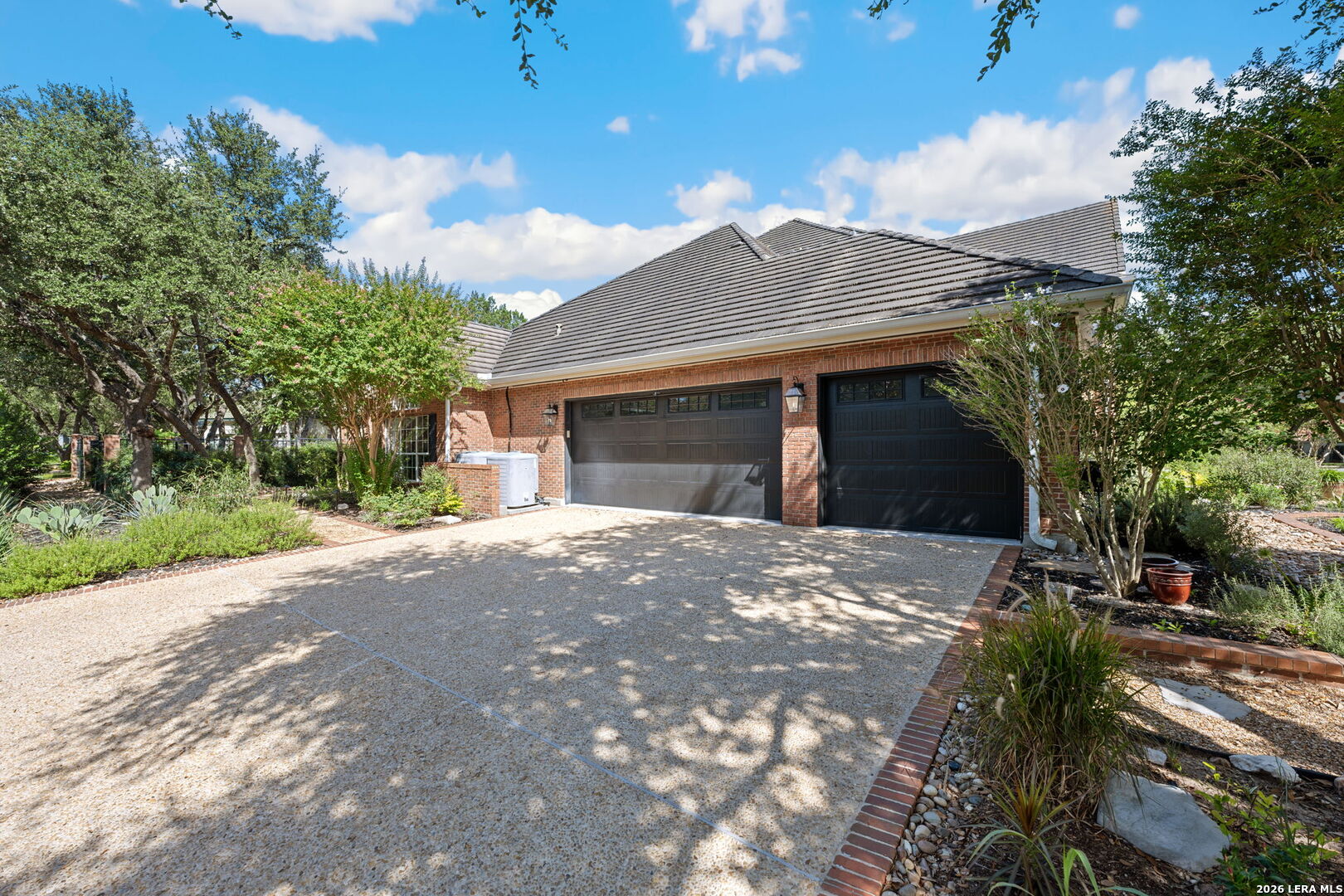 2 Charterwood