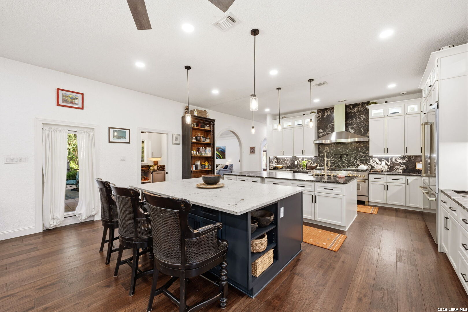 2 Charterwood