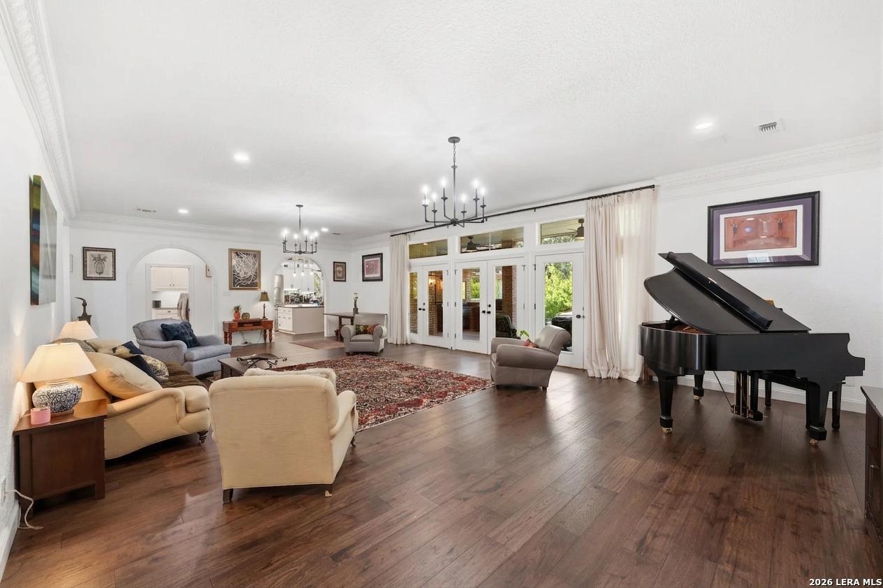 2 Charterwood