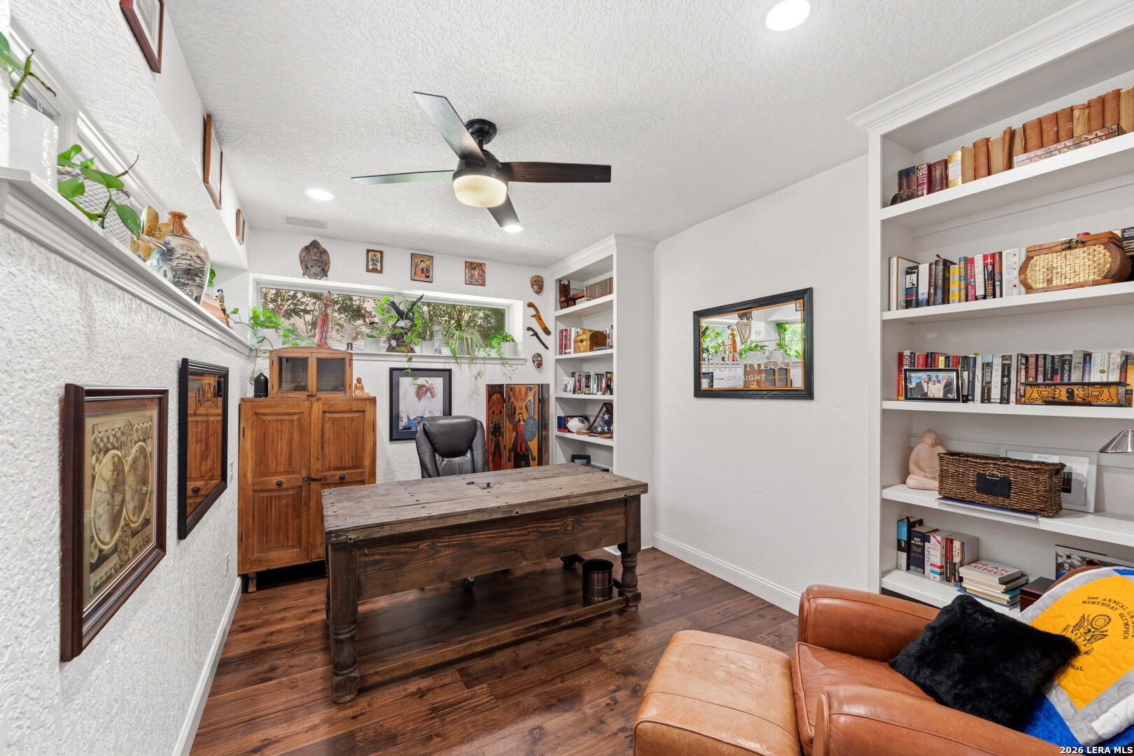 2 Charterwood