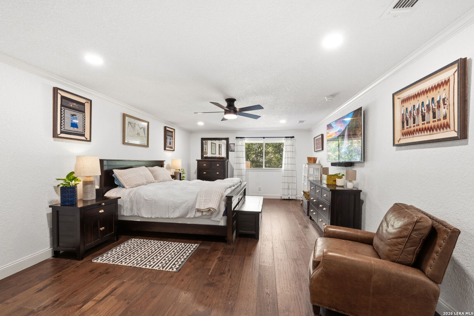 2 Charterwood