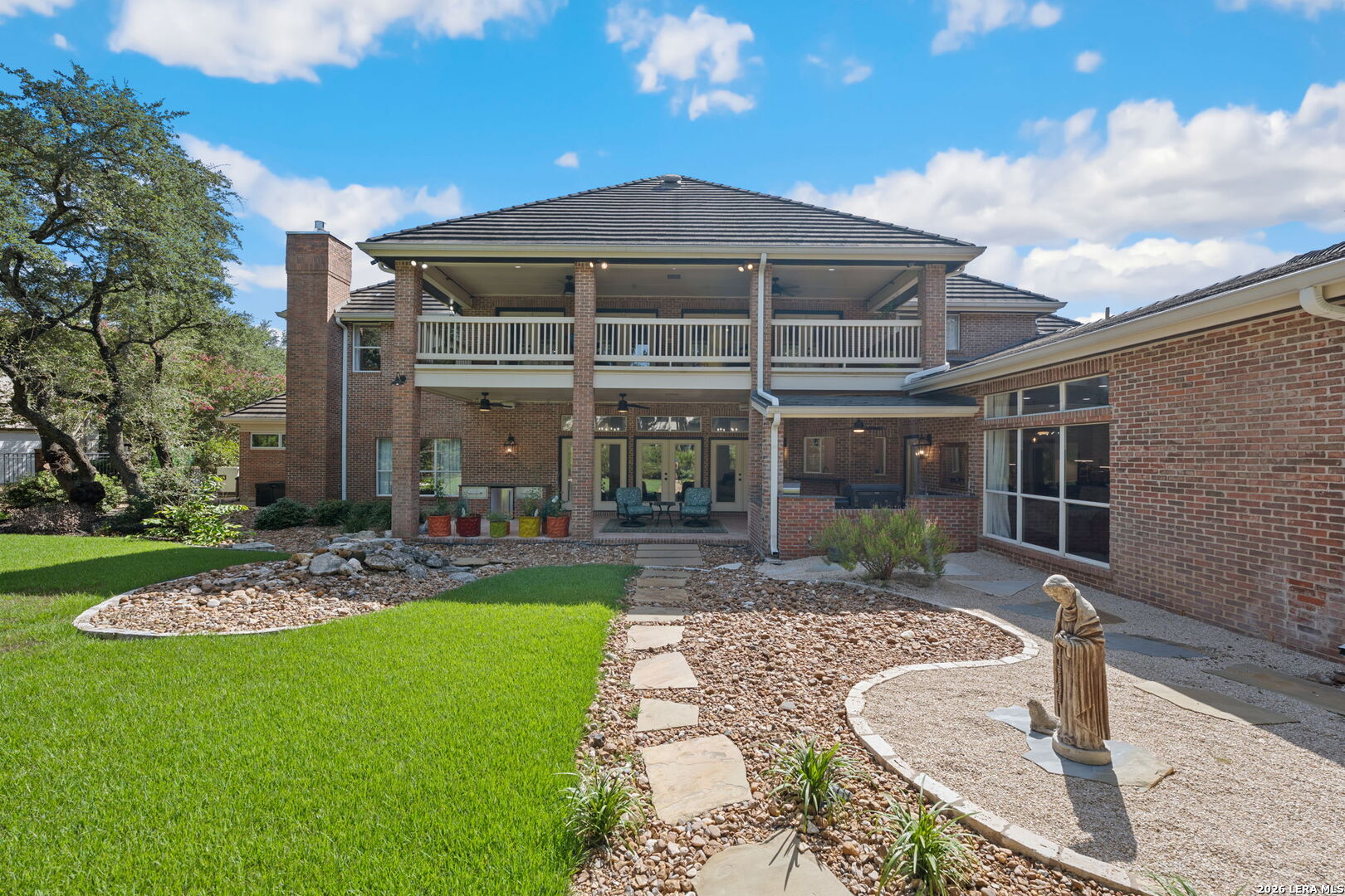 2 Charterwood