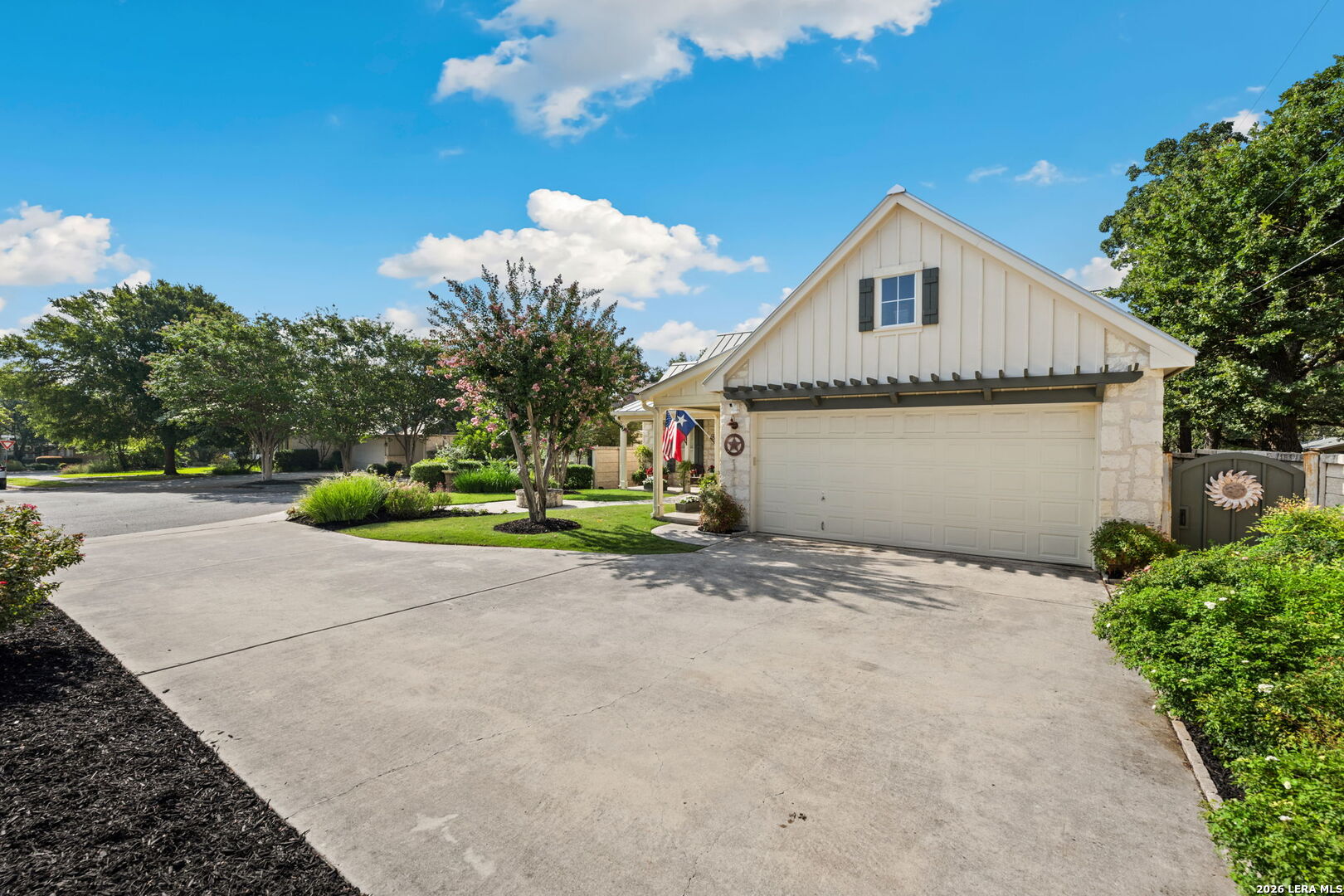 109 Village Cir