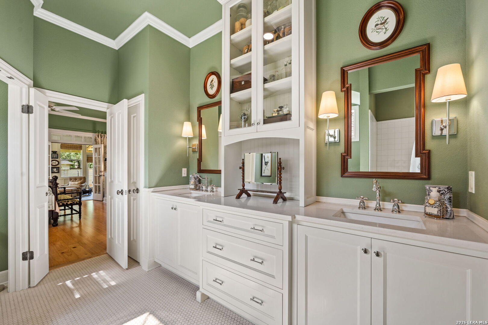109 Village Cir