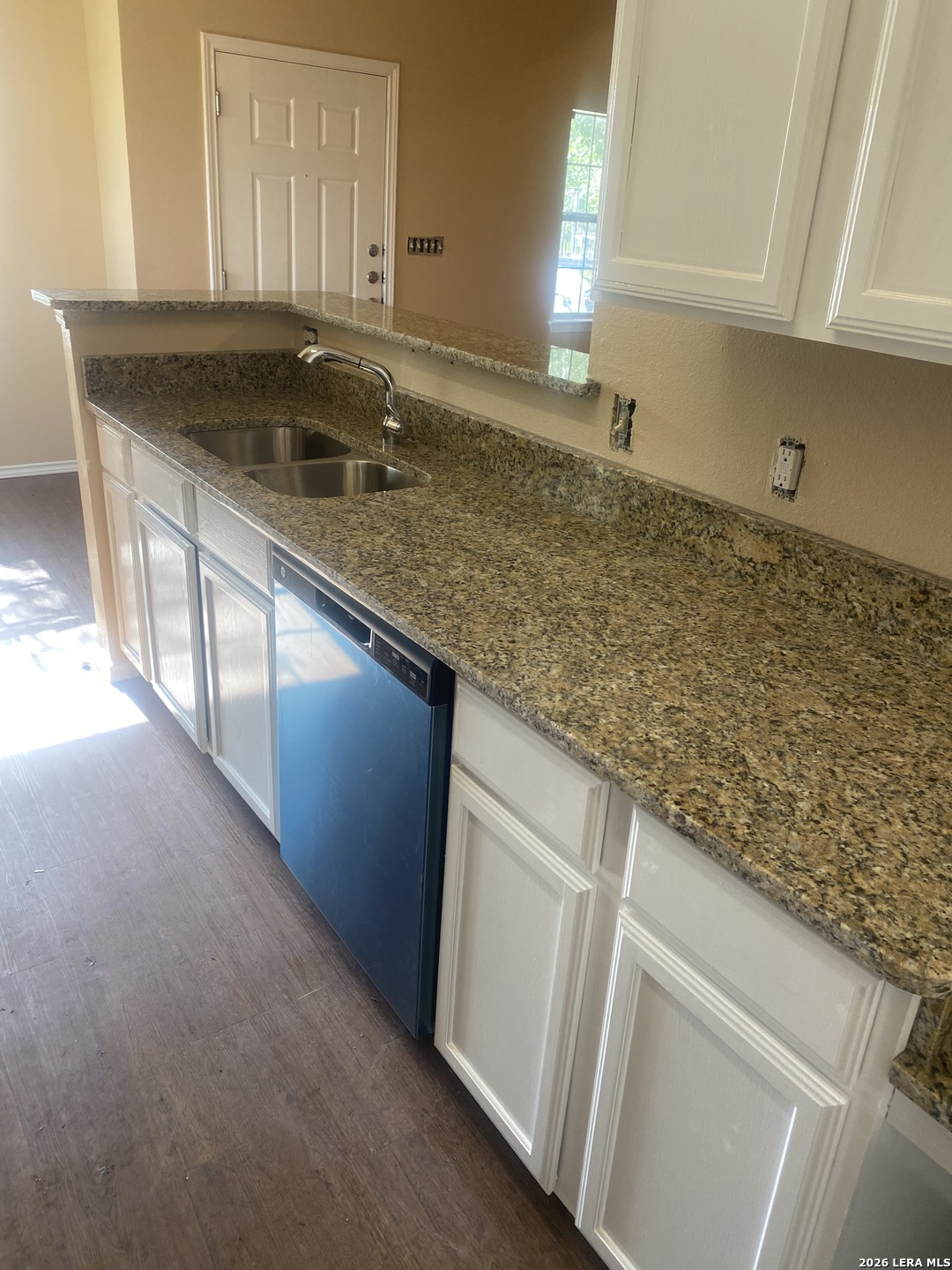 1000 Diamond Dr - Units 1301-1304