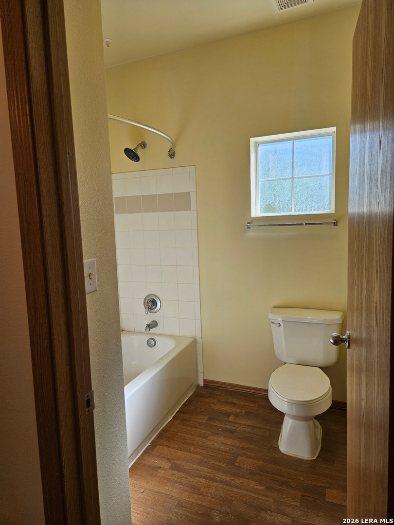 1000 Diamond Dr - Units 1301-1304