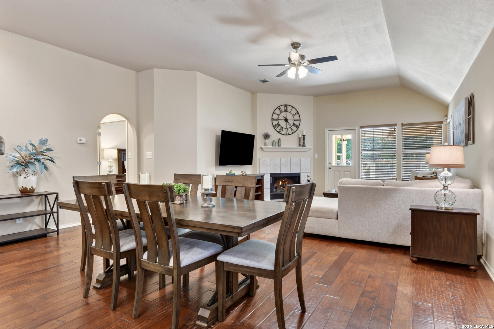 24426 Buck Creek
