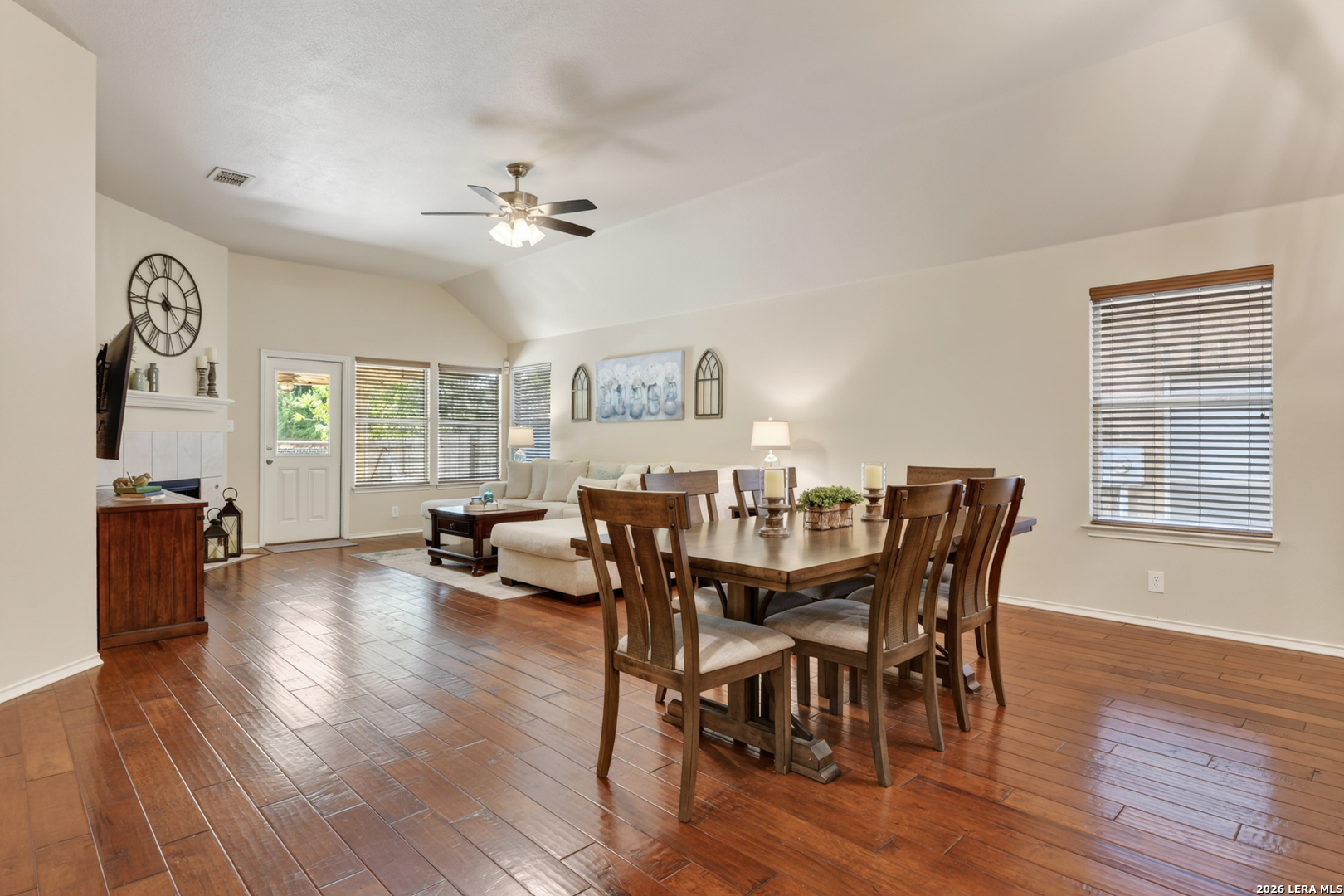 24426 Buck Creek
