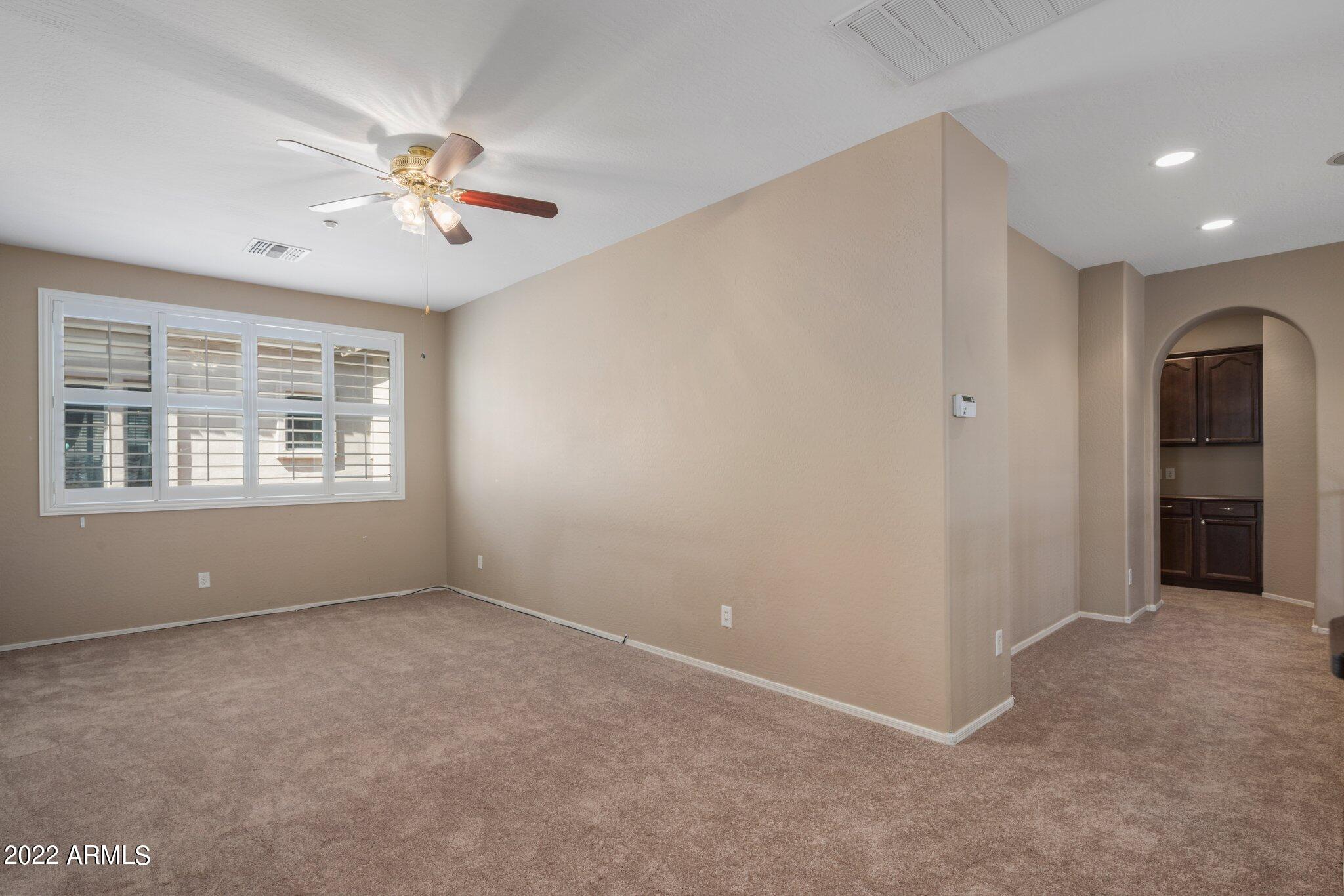 16976 N 98TH Place