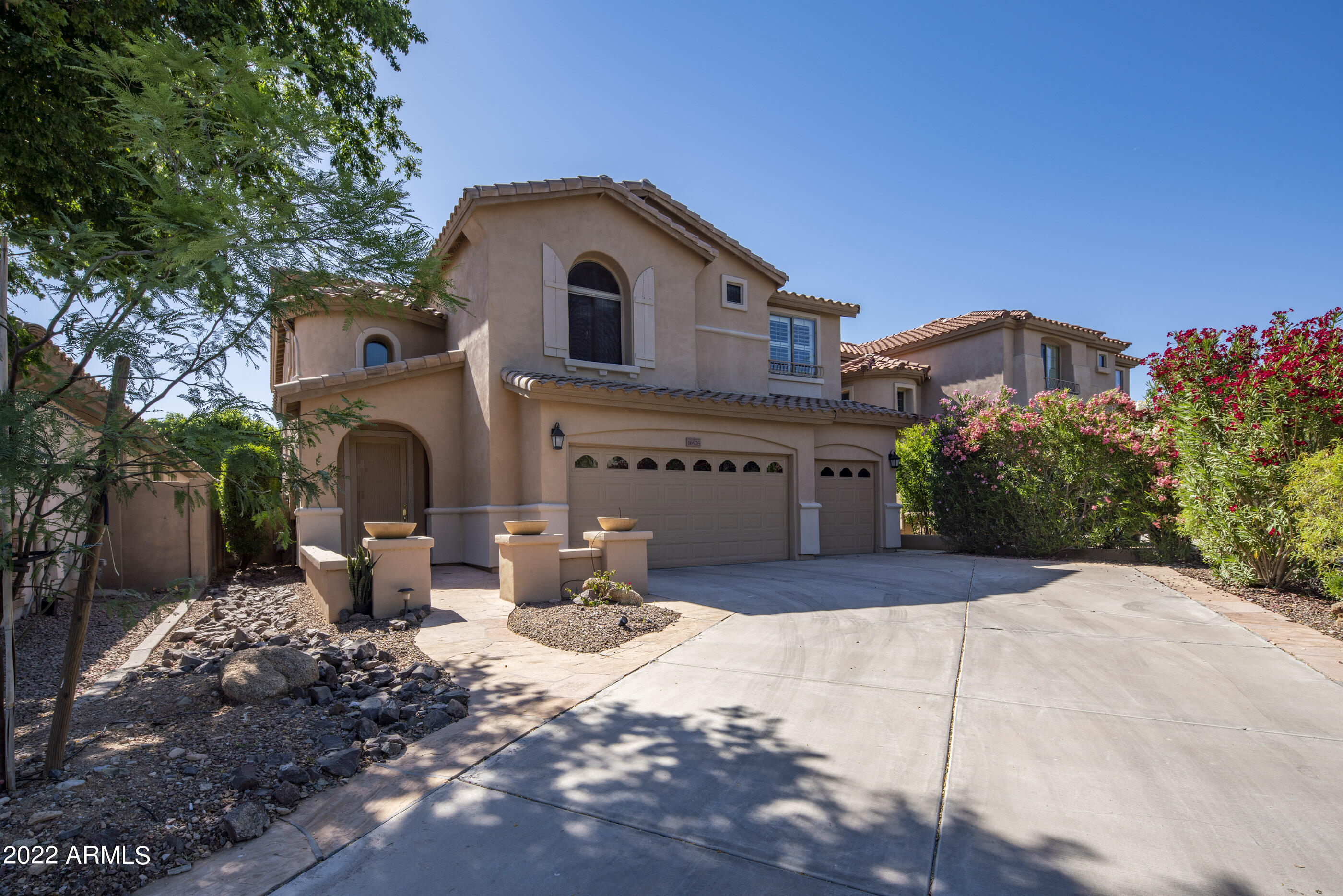 16976 N 98TH Place